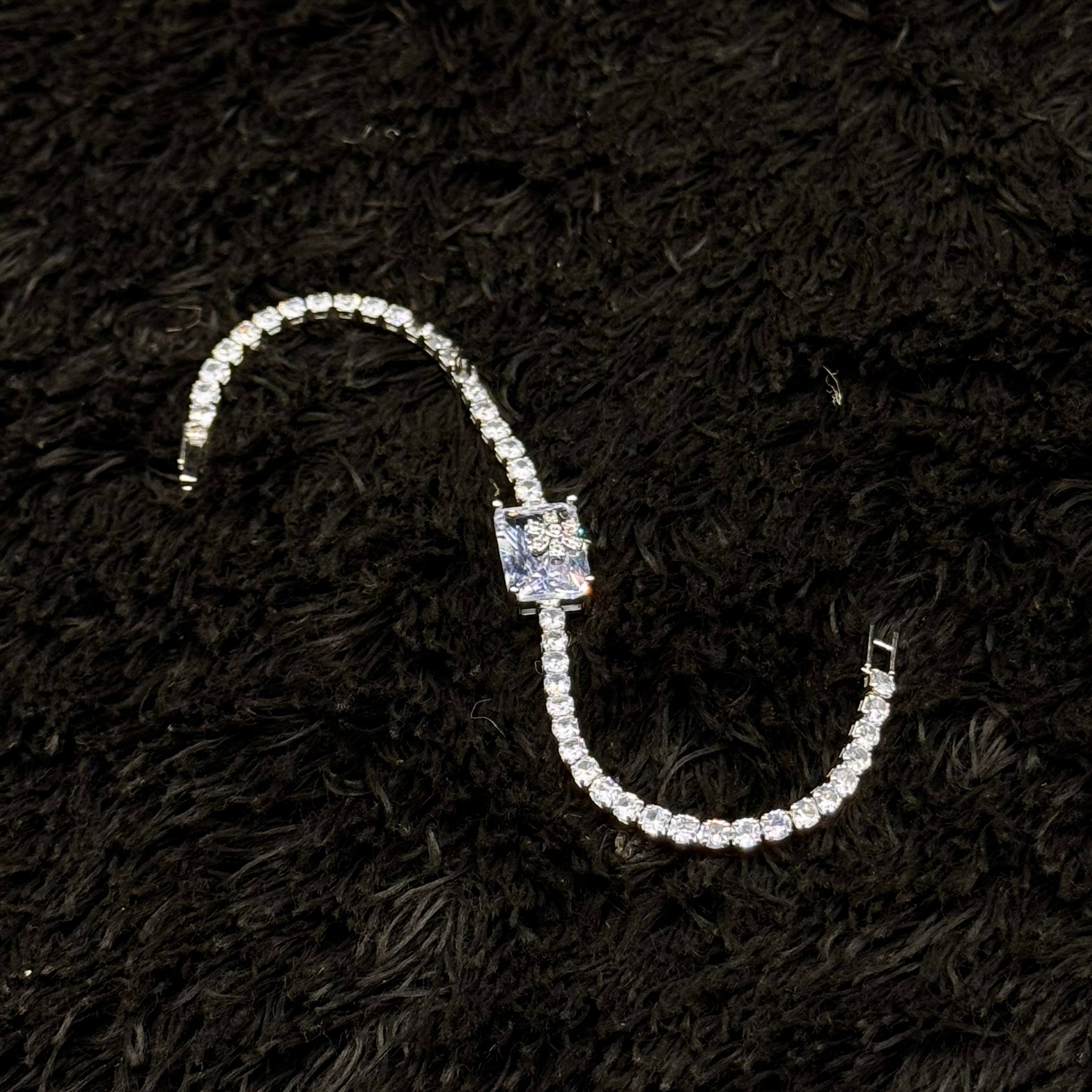 Zircon Bracelet
