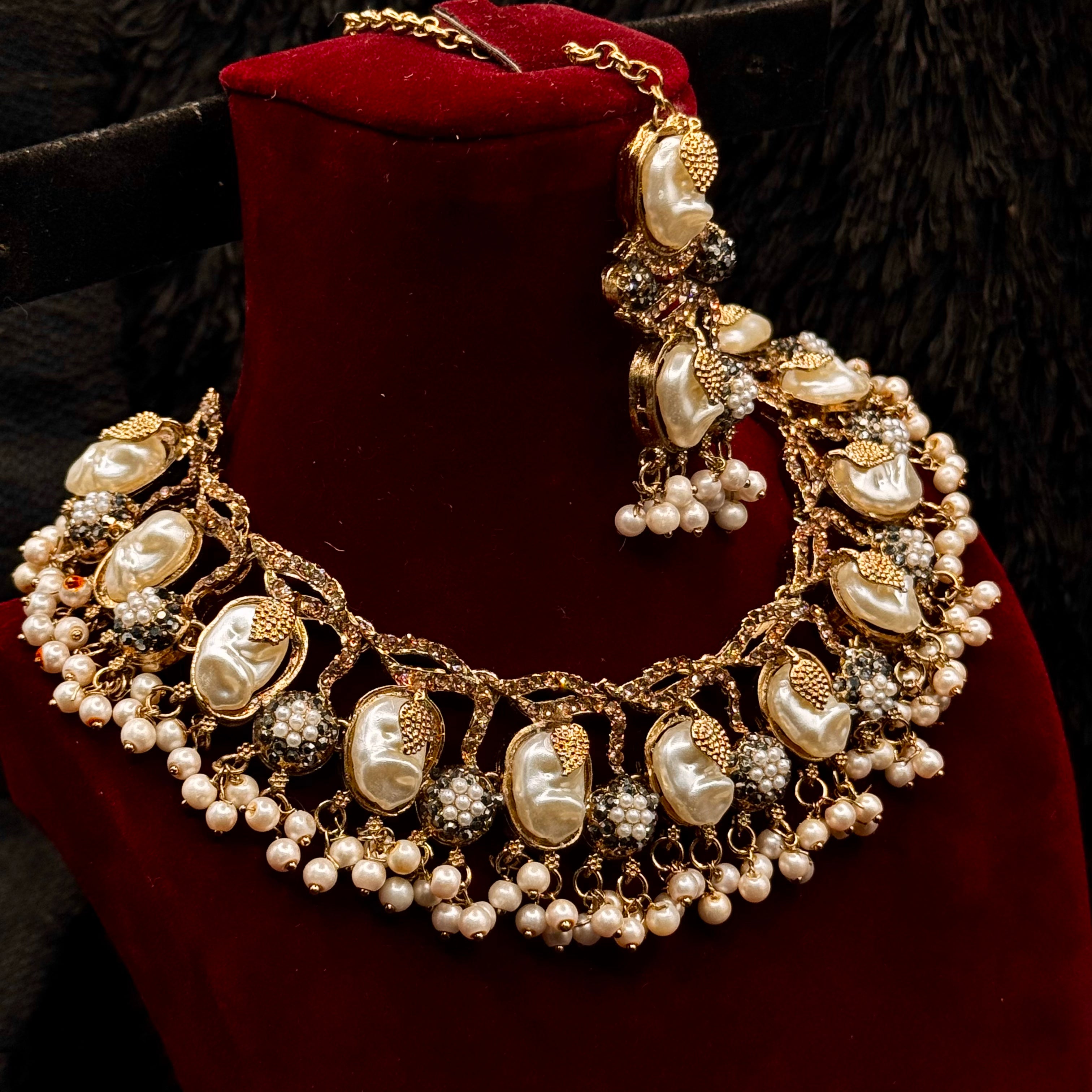 Mother of Pearl Jewelry Set