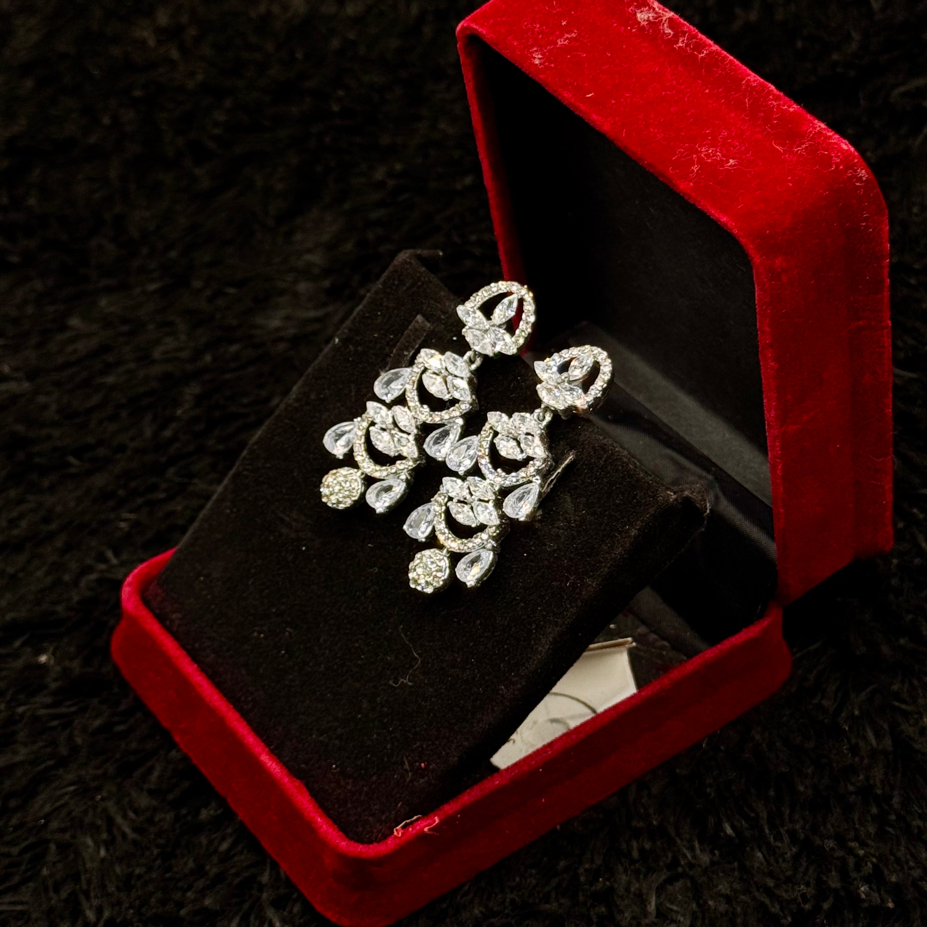 Regal Indian Style Jewelry Set
