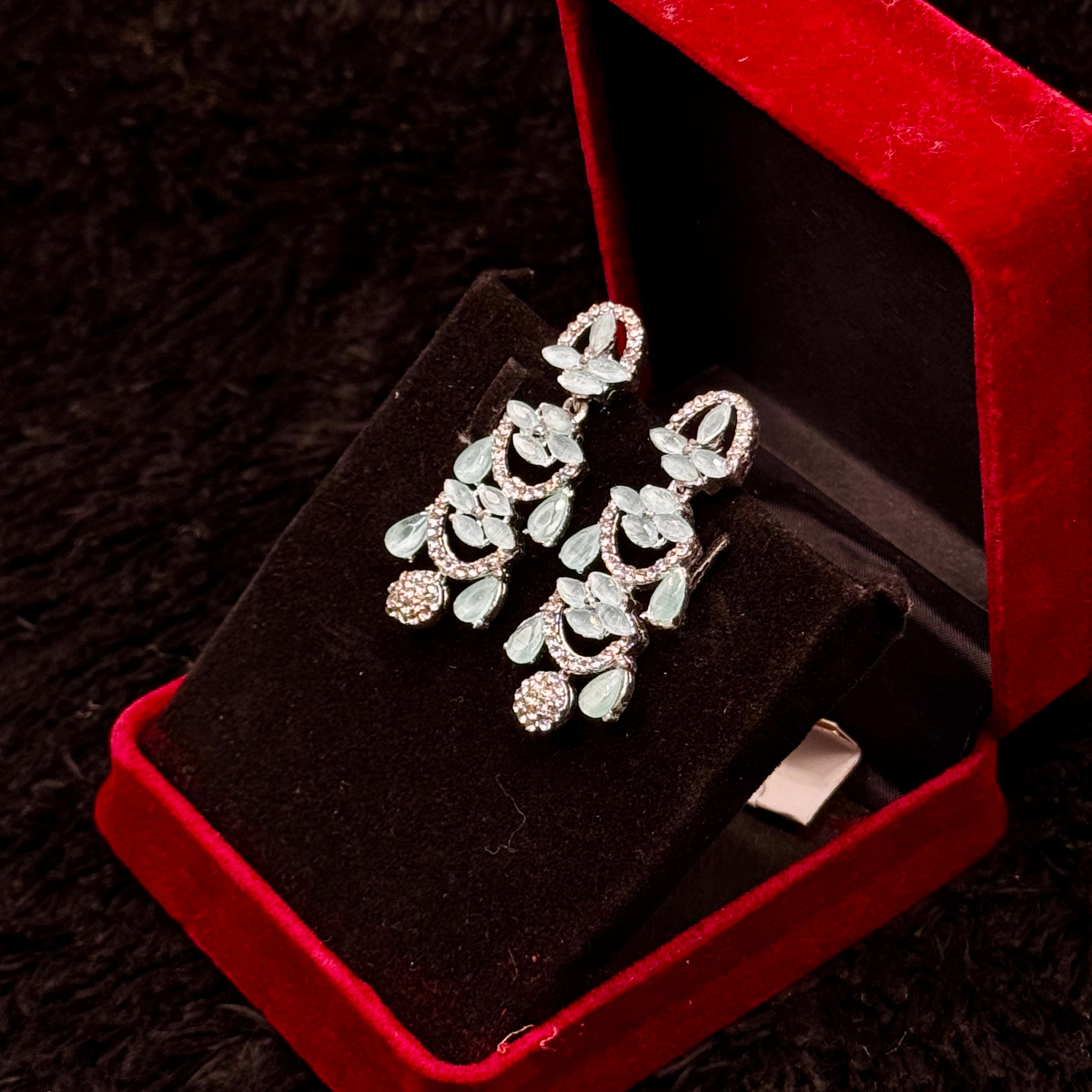 Exquisite Indian Style Jewelry Set