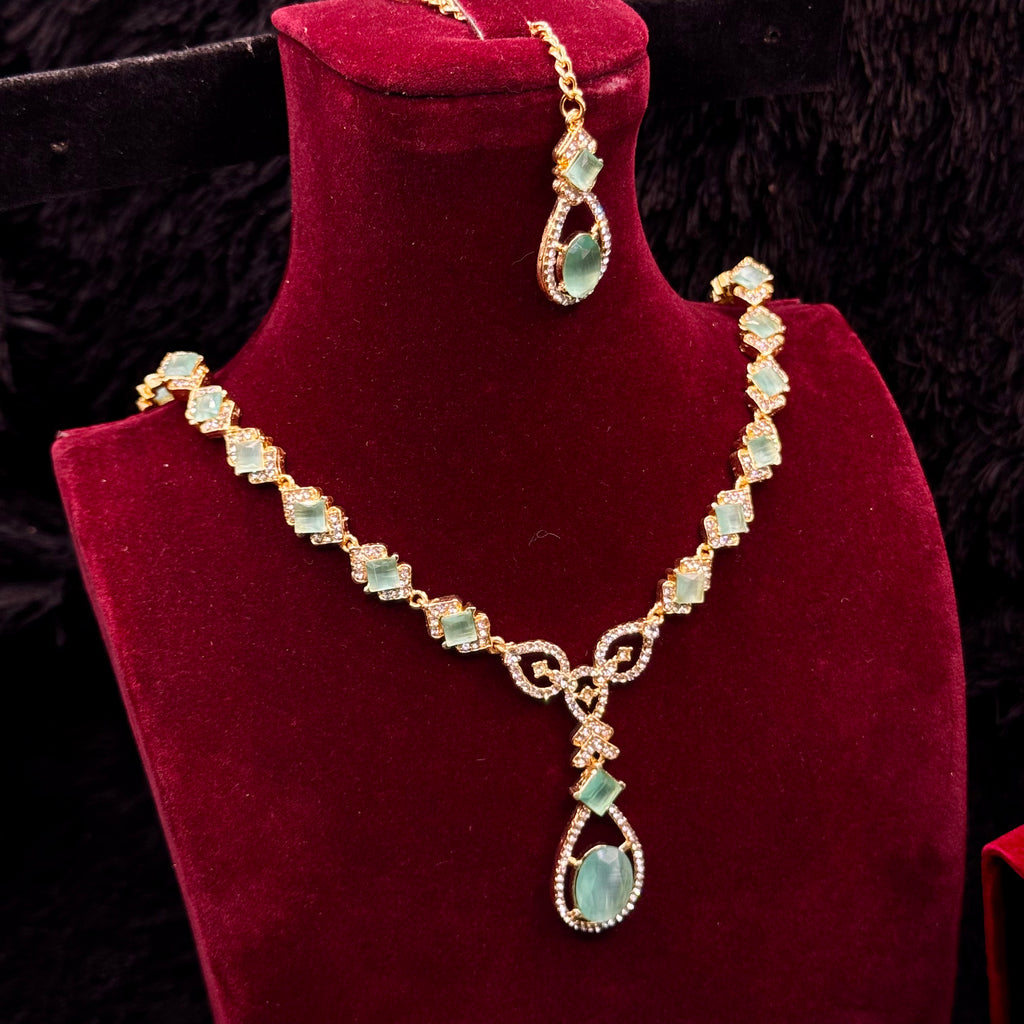 Stunning Indian Style Jewelry Set