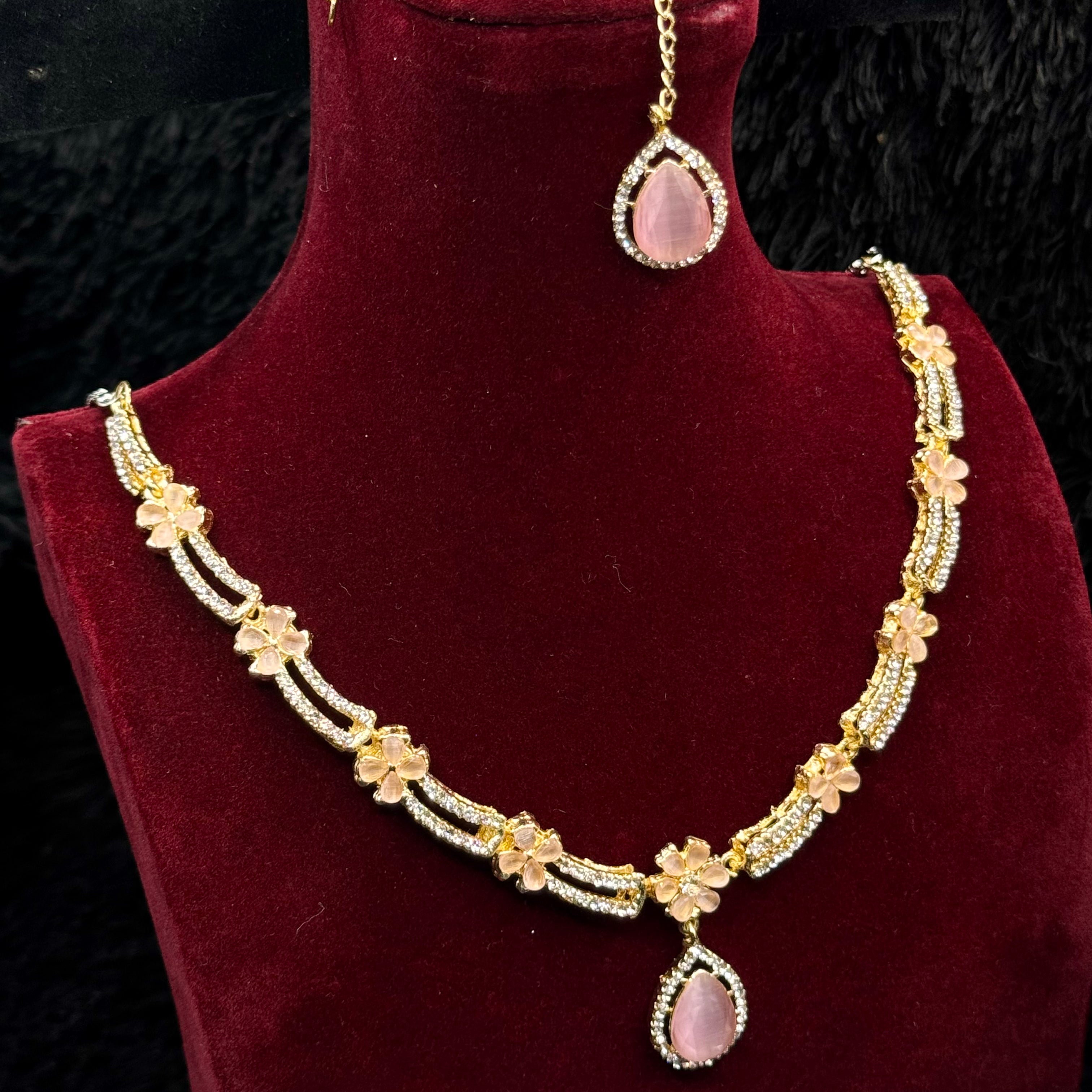 Classic Indian Style Jewelry Set