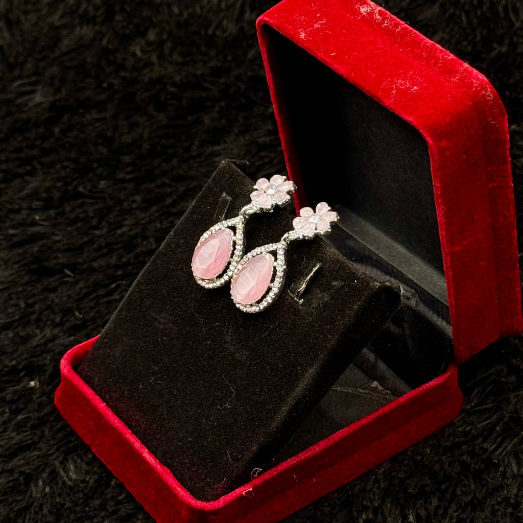 Luxurious Indian Style Jewelry Set