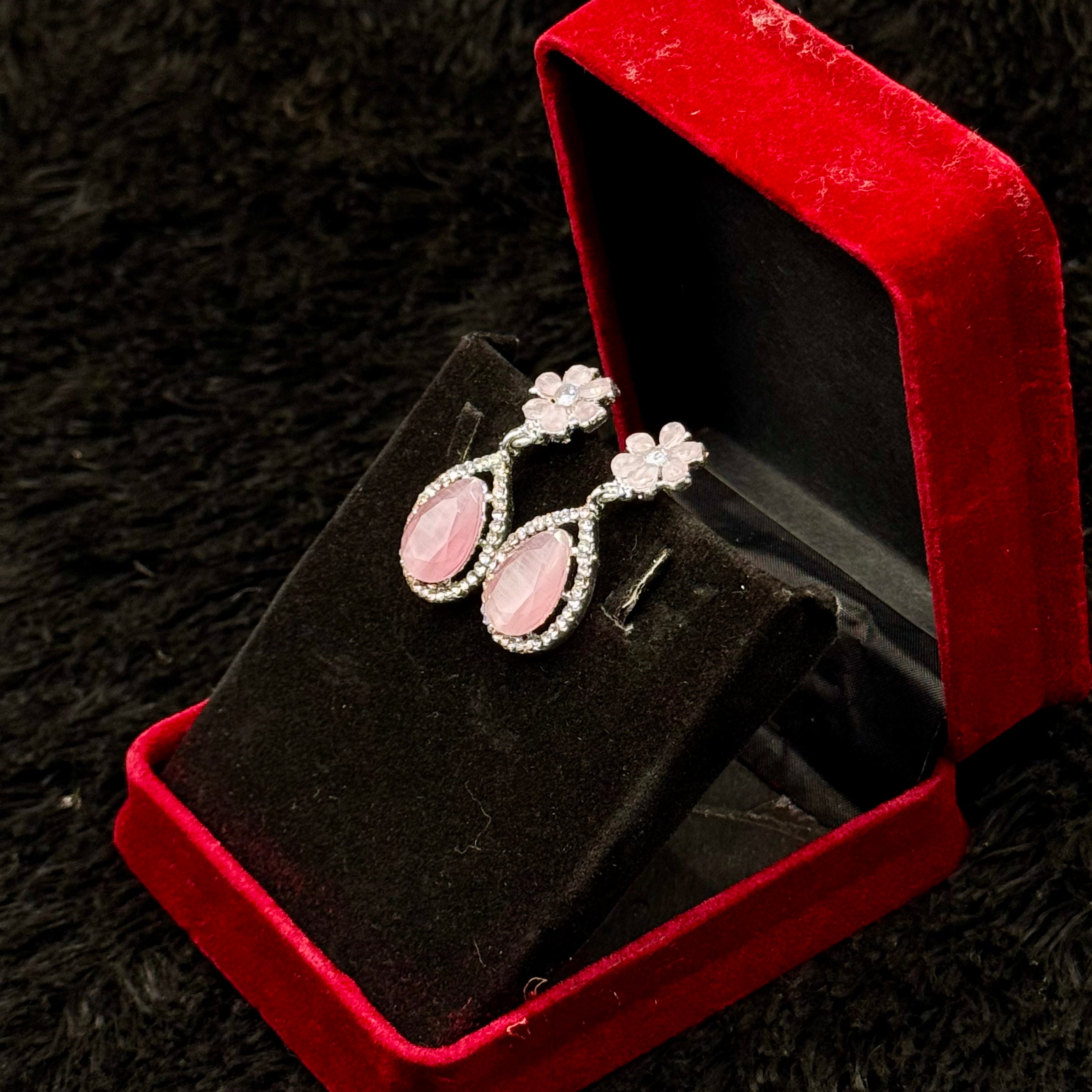 Luxurious Indian Style Jewelry Set