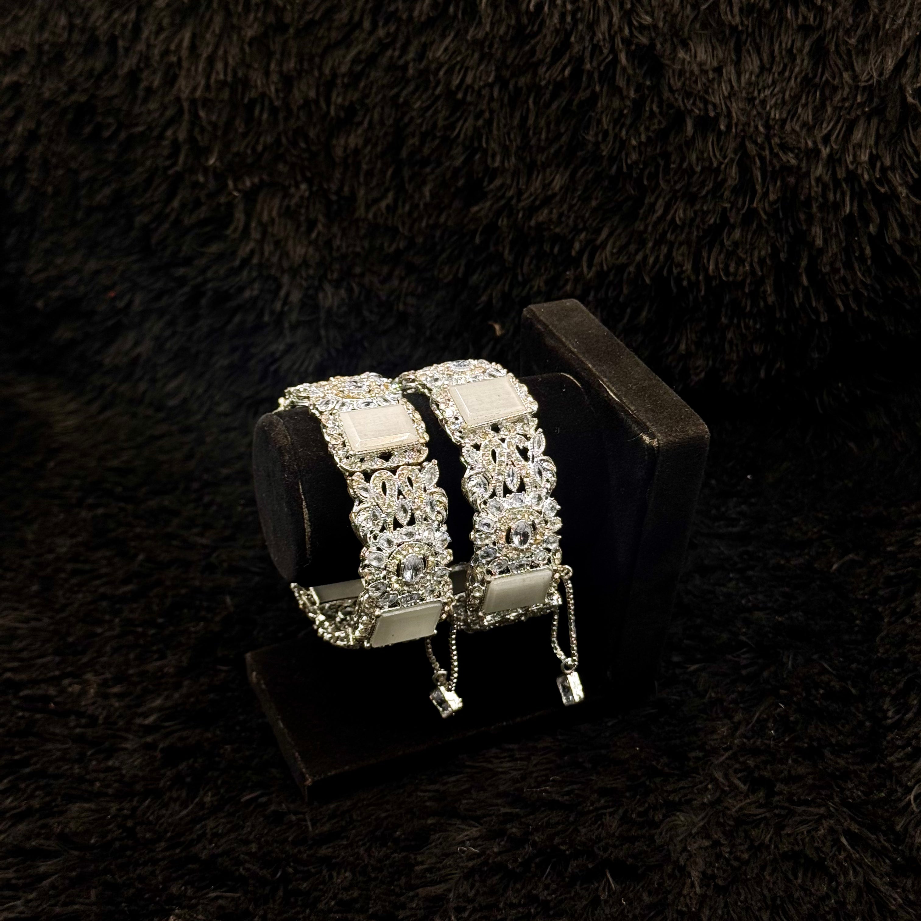 Egyptian Openable Bangles