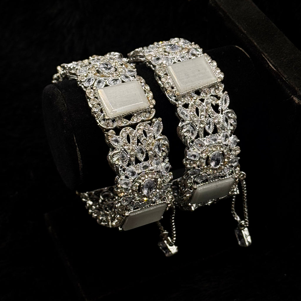 Egyptian Openable Bangles
