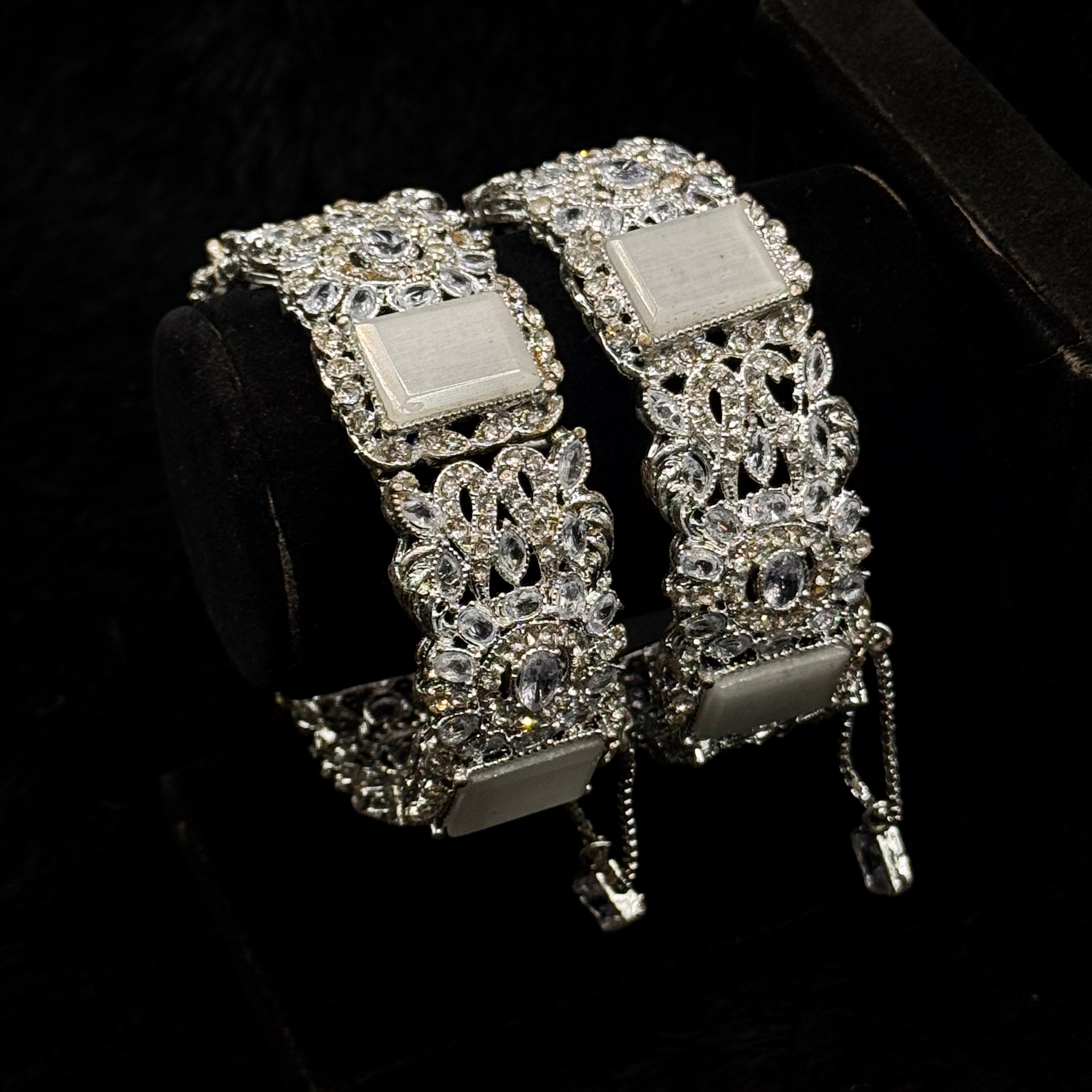 Egyptian Openable Bangles