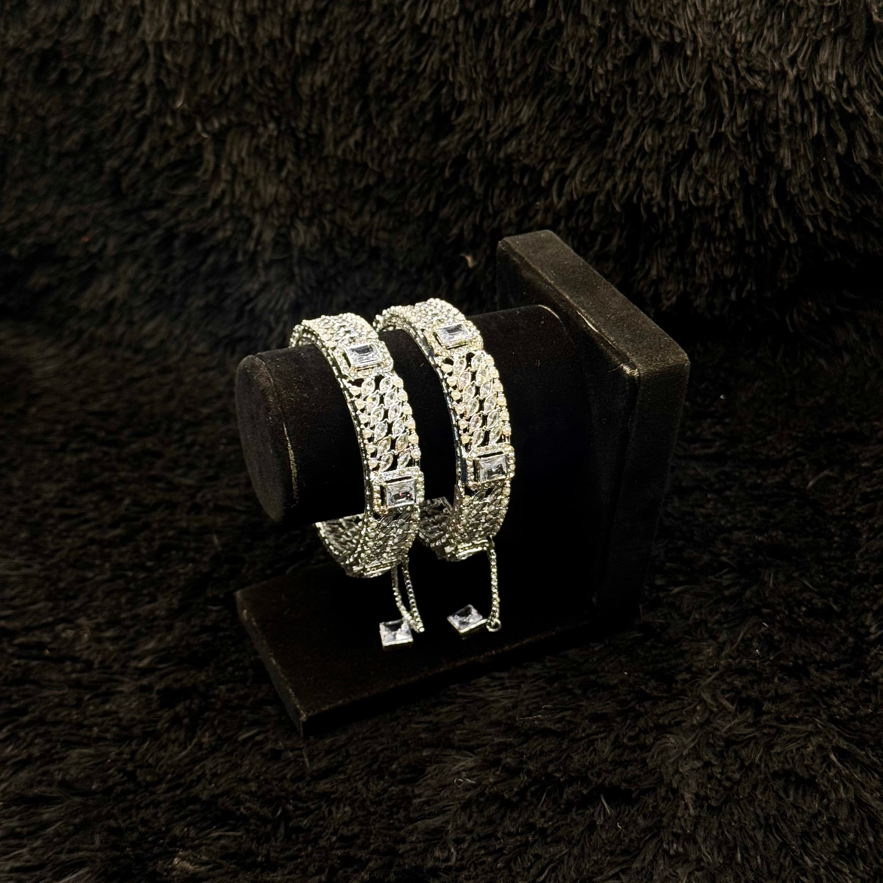 Cubic Zircon Openable Bangles