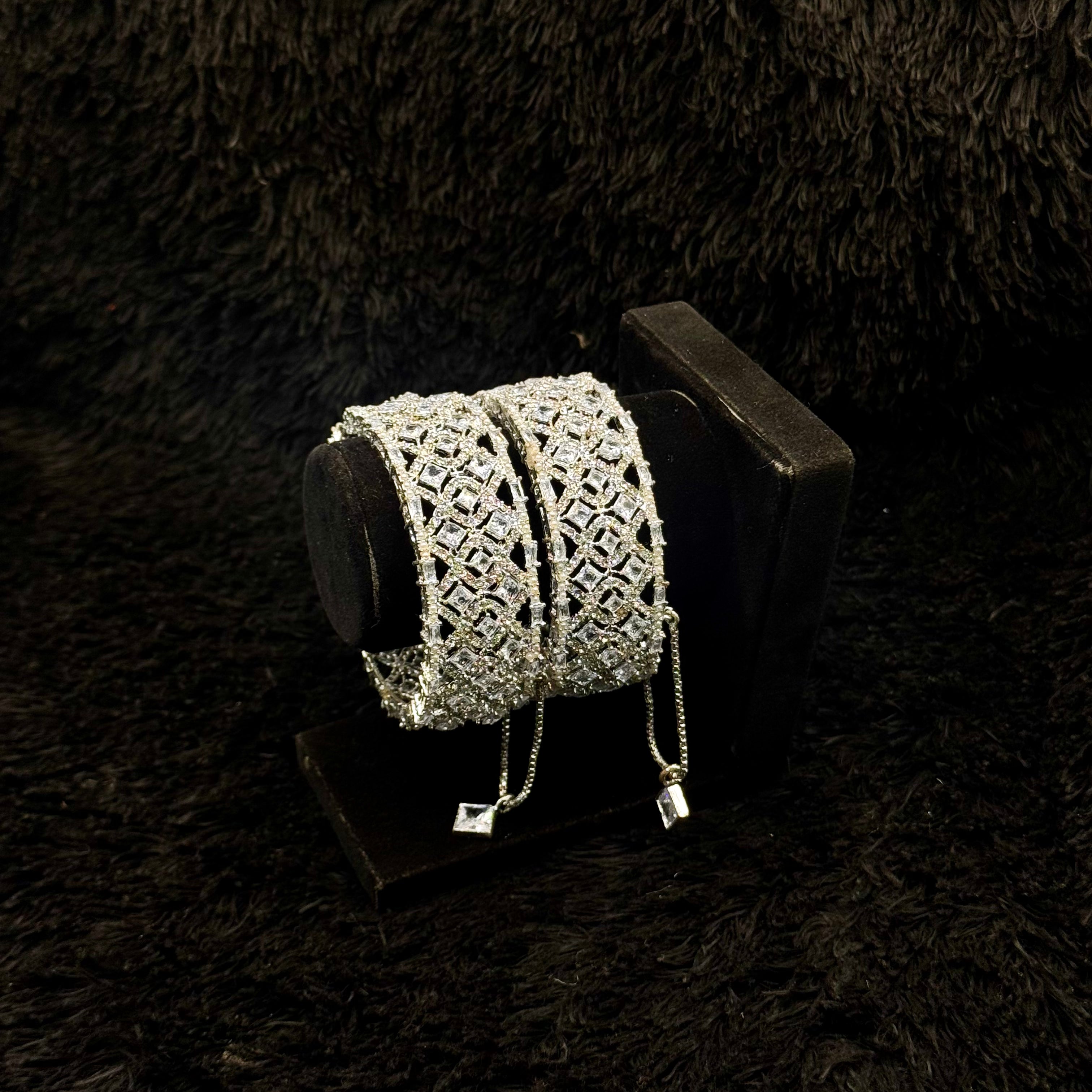 Stylish Zircon Openable Bangles