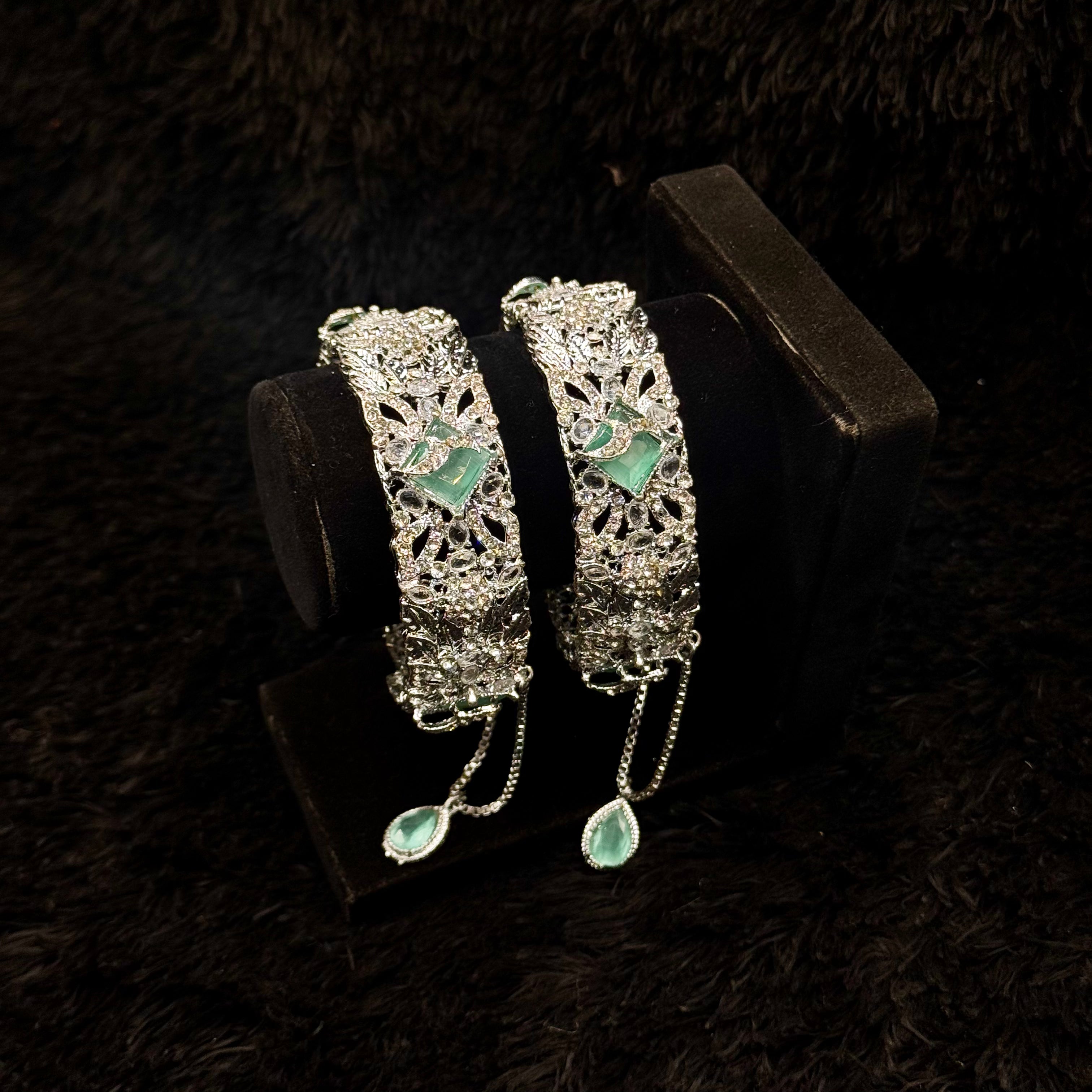 Elegant Zircon Style Openable Bangles