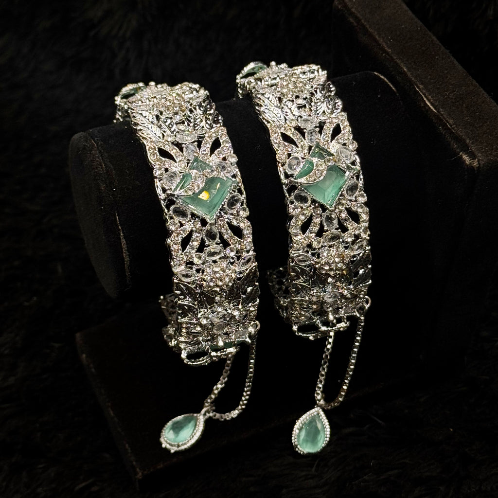 Elegant Zircon Style Openable Bangles
