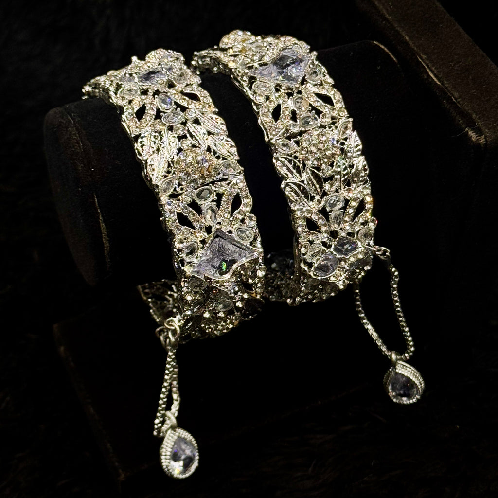 Elegant Zircon Style Openable Bangles