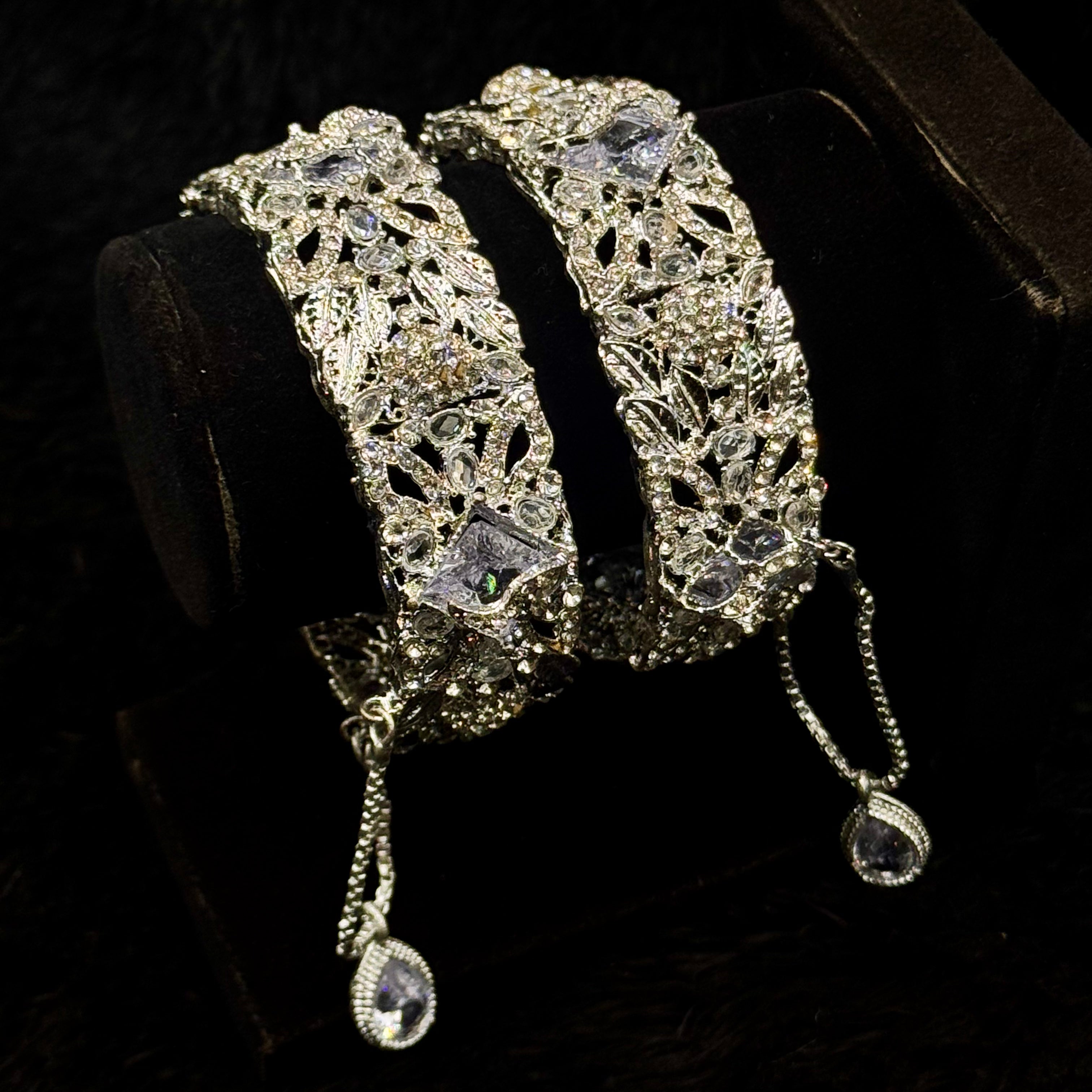 Elegant Zircon Style Openable Bangles