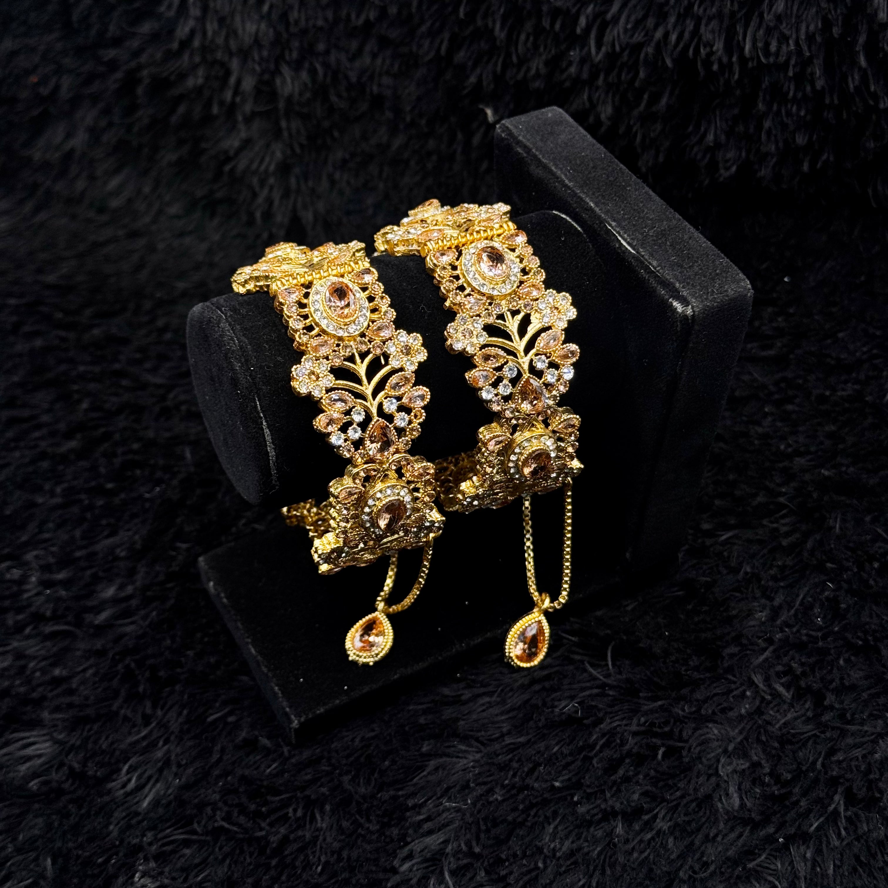 Antique Style Openable Bangle