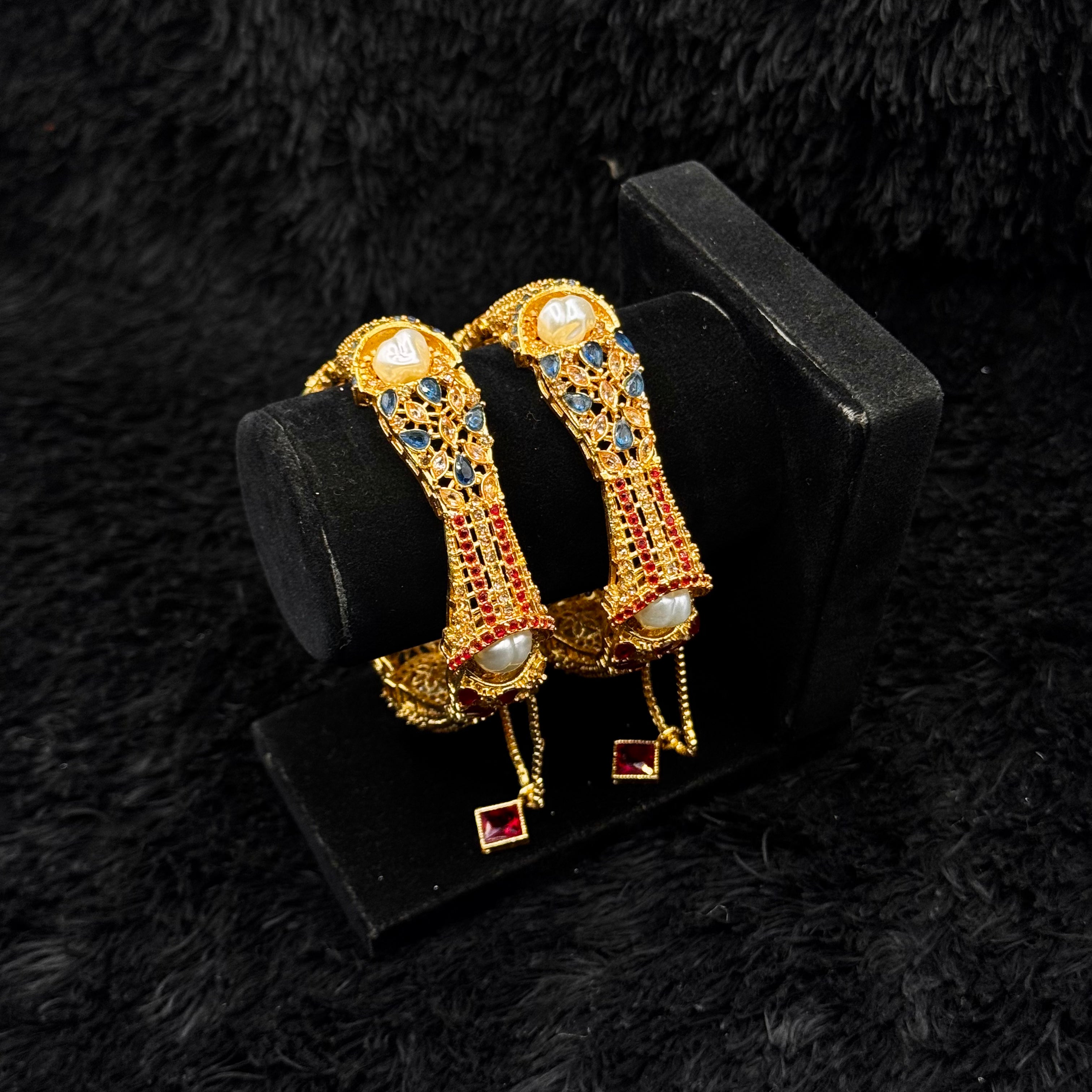 Antique Style Openable Bangle