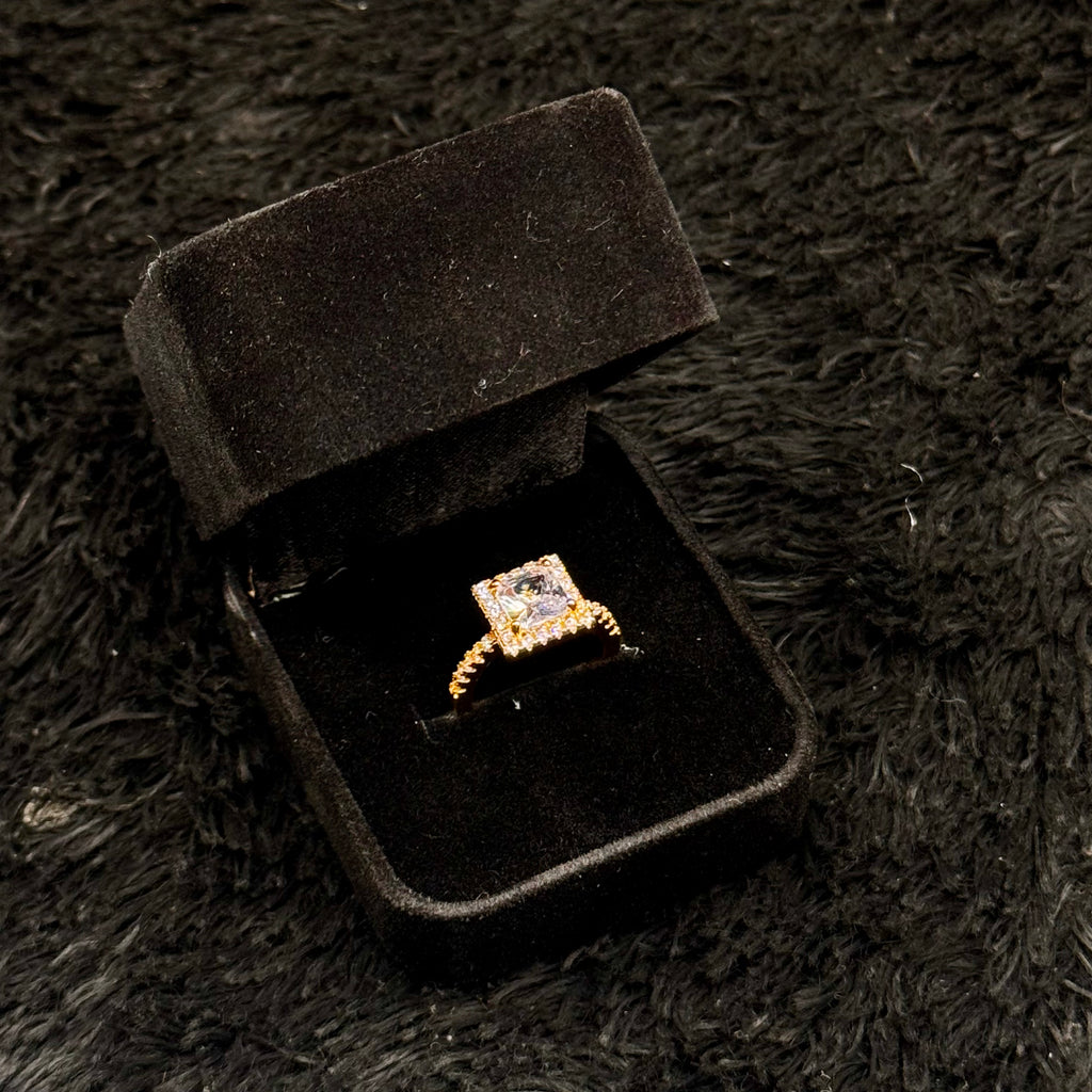Sparkling Zircon Adjustable Rings