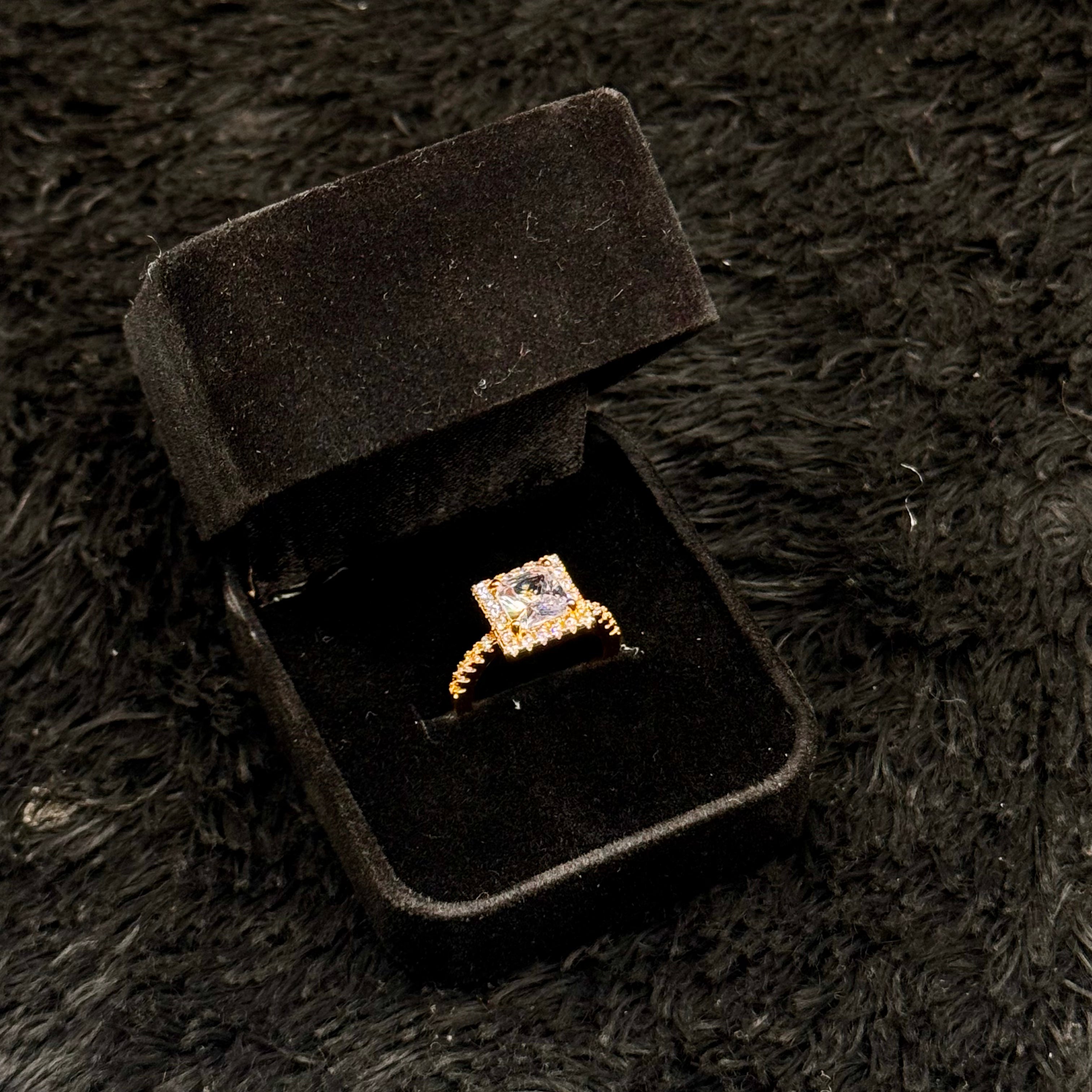Sparkling Zircon Adjustable Rings