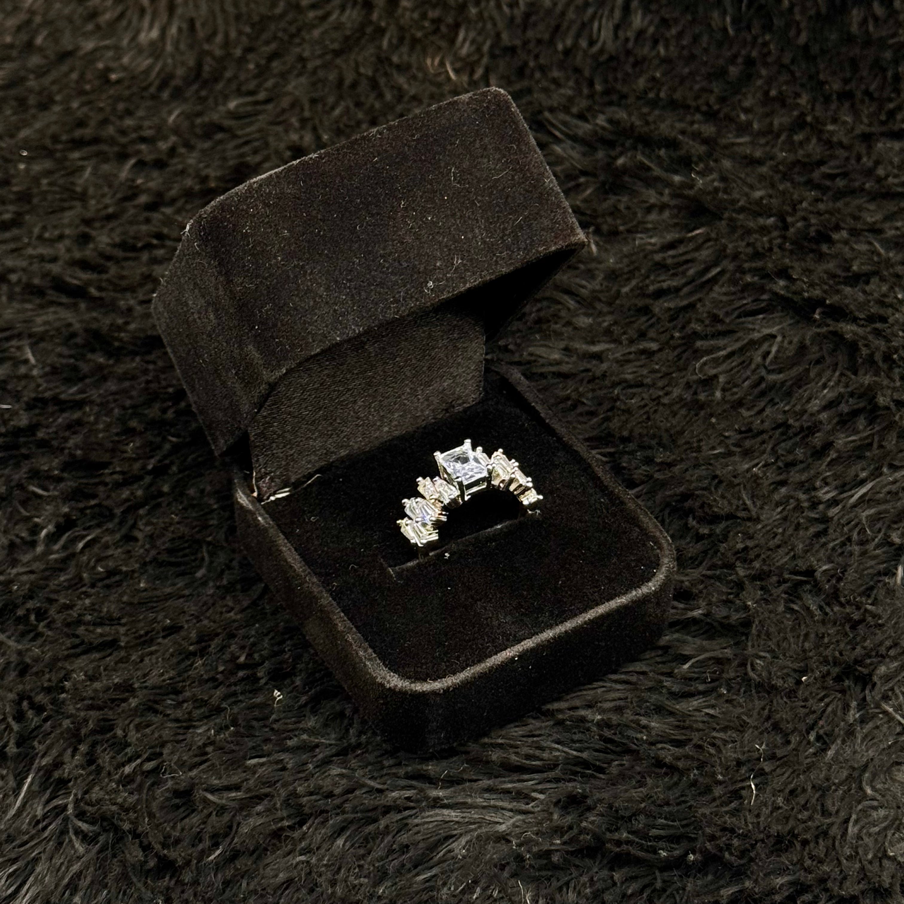 Sparkling Zircon Adjustable Rings