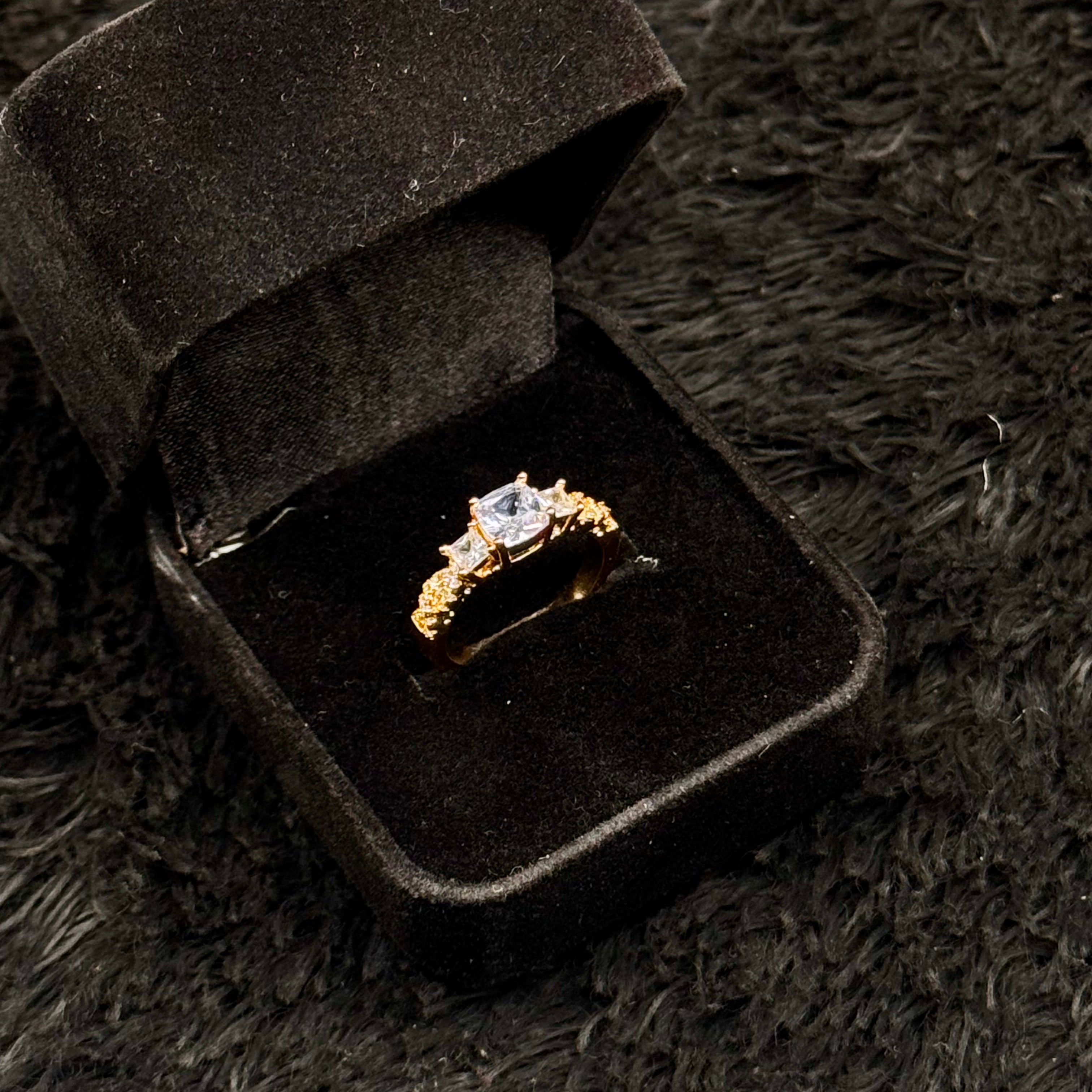 Sparkling Zircon Adjustable Rings