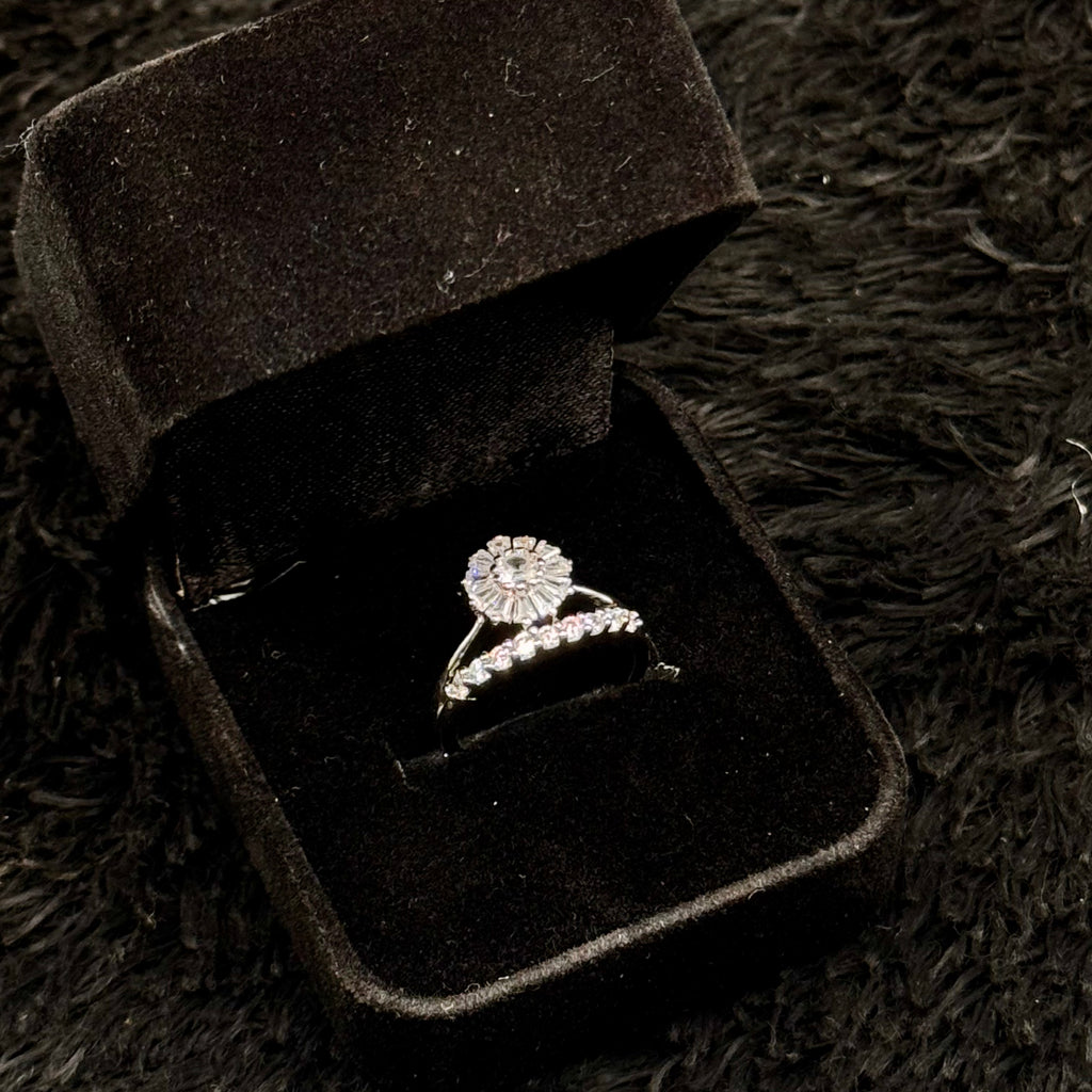 Sparkling Zircon Adjustable Rings