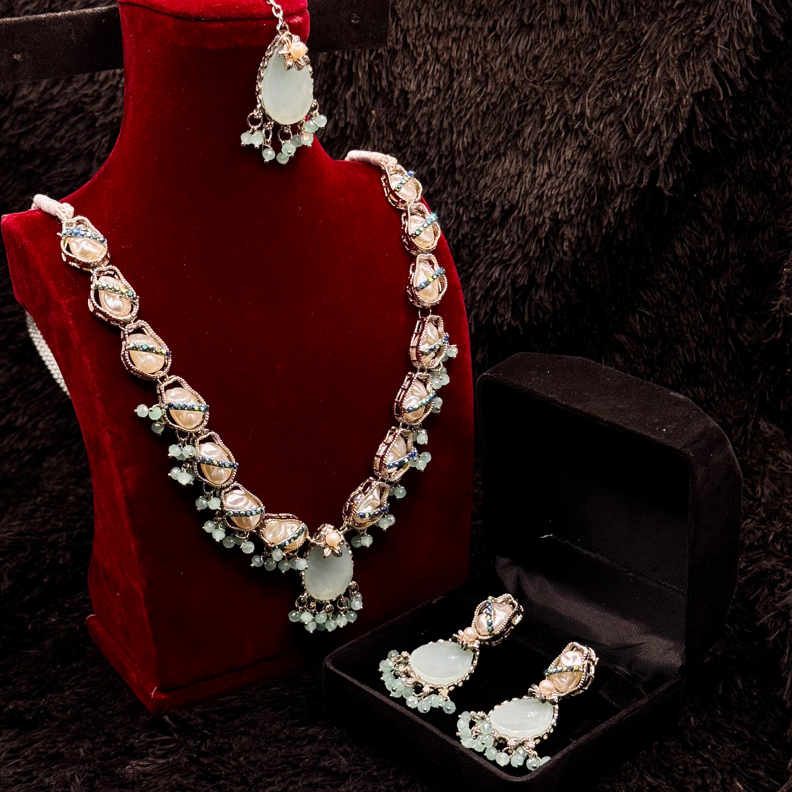 Mother of Pearl Egyptian Style Jewelry Set