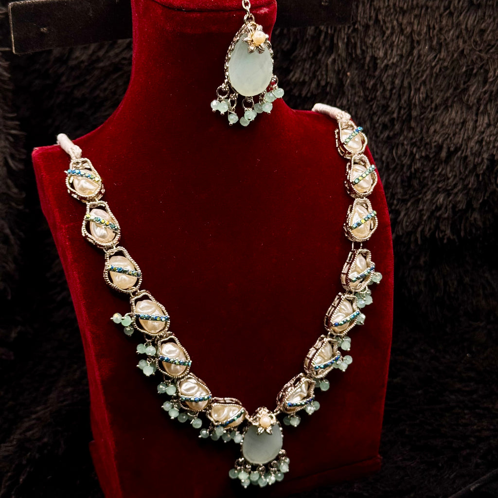 Mother of Pearl Egyptian Style Jewelry Set