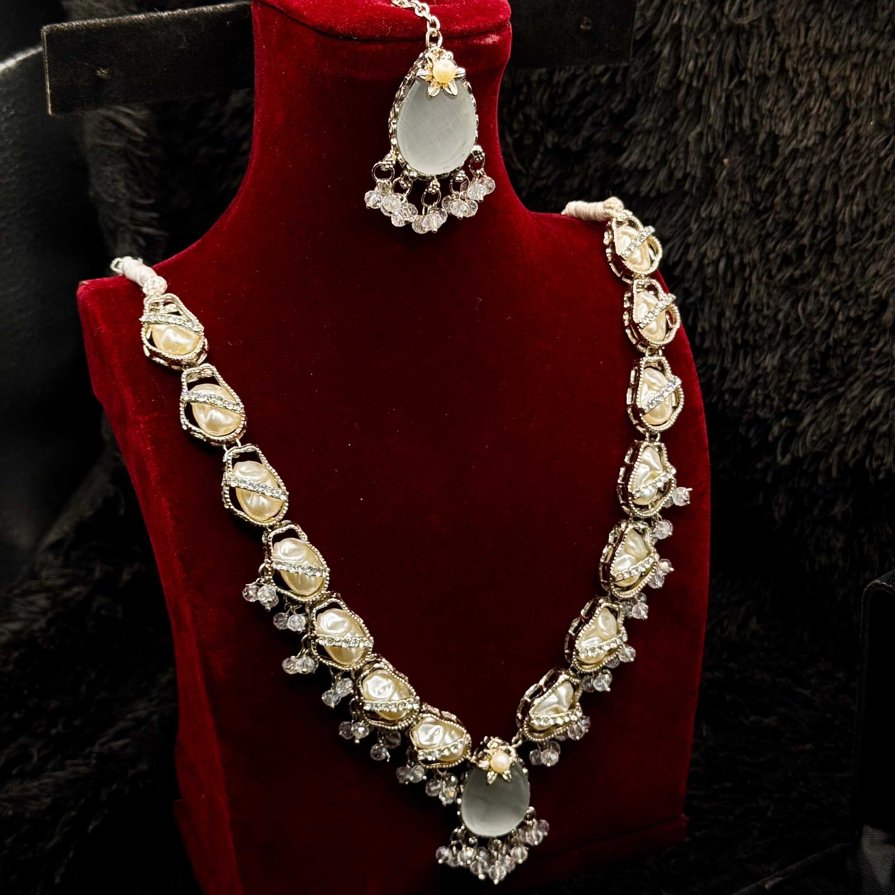 Mother of Pearl Egyptian Style Jewelry Set