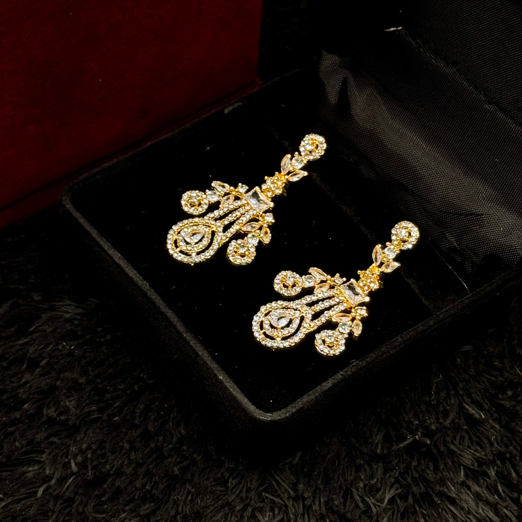 Elegant Golden Necklace Cubic Set