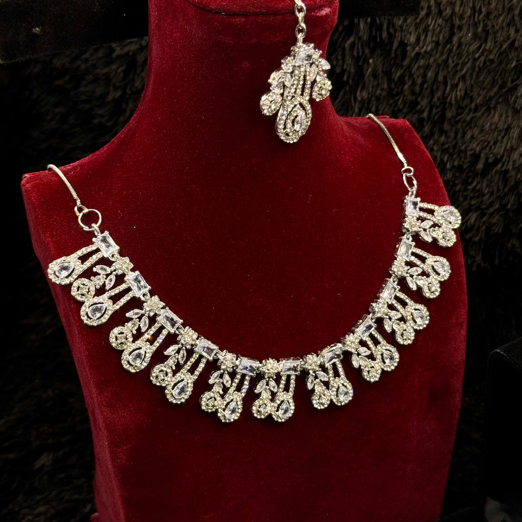 Elegant Silver Necklace Cubic Set