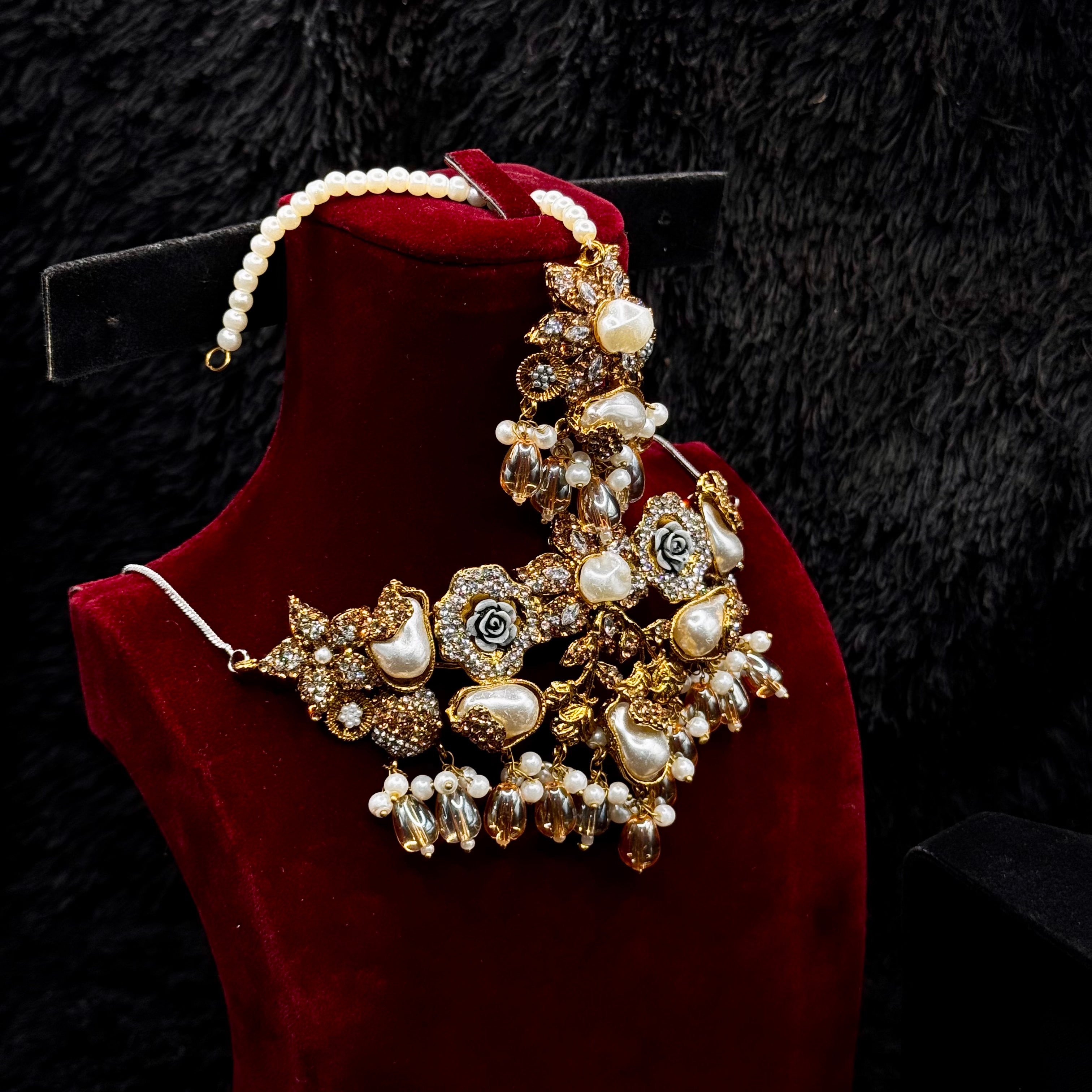 Rajwadi Mother of Pearl Jewelry Set (Golden)