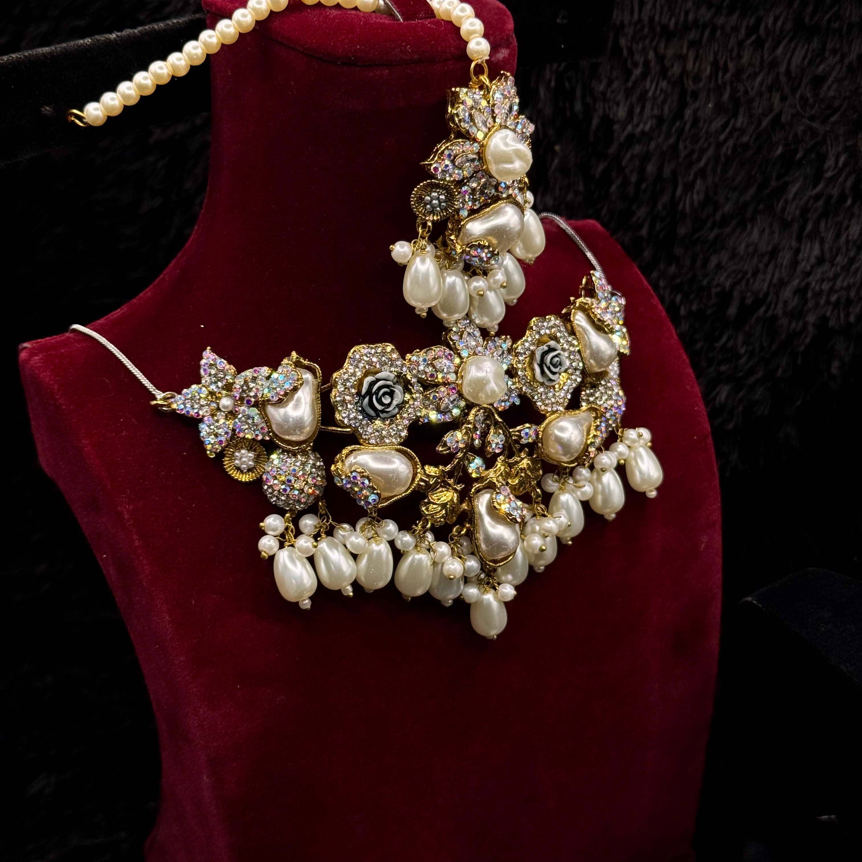 Rajwadi Mother of Pearl Jewelry Set (Pearl White)