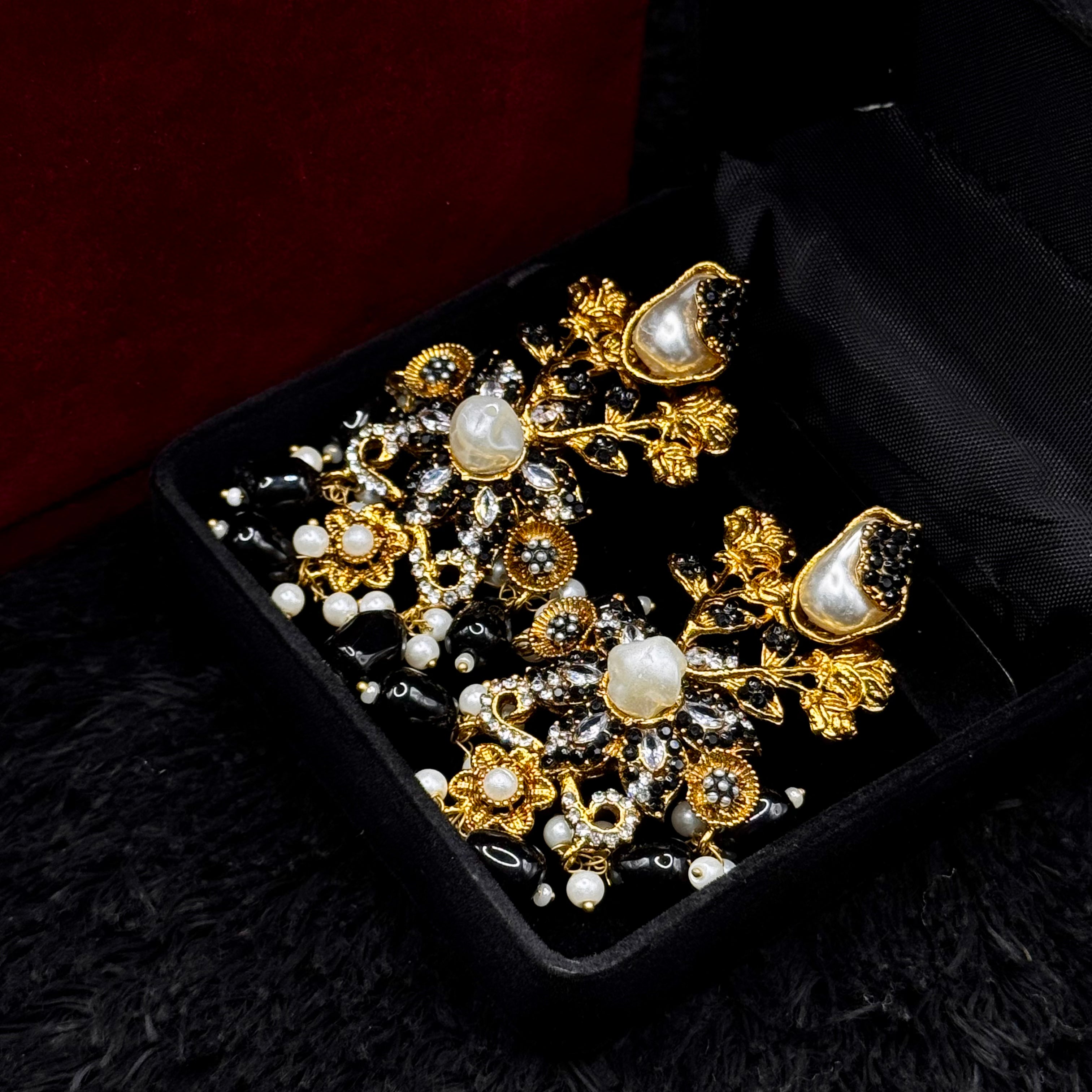 Rajwadi Mother of Pearl Jewelry Set (Black Pearl)