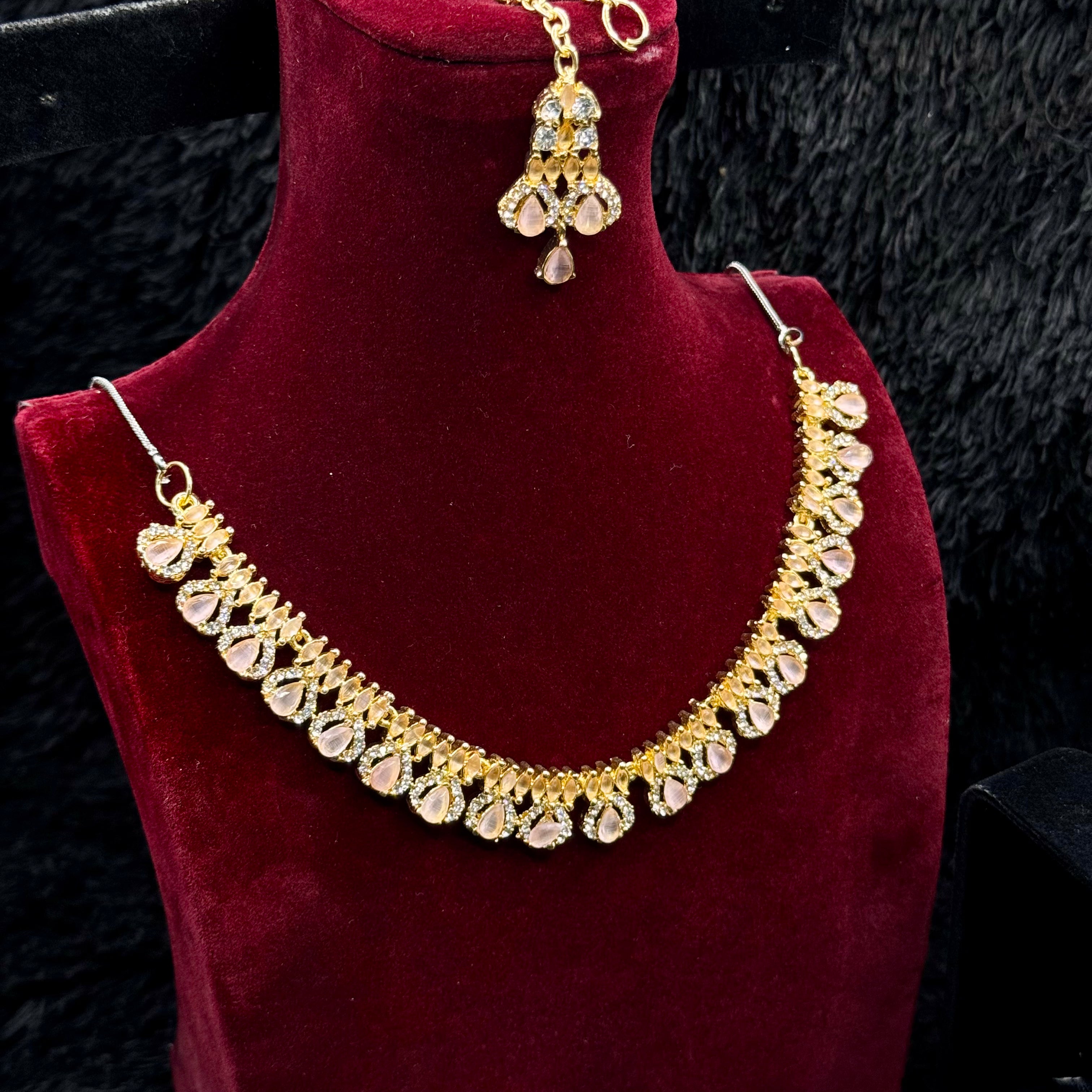 Traditional Indian Necklace Set
