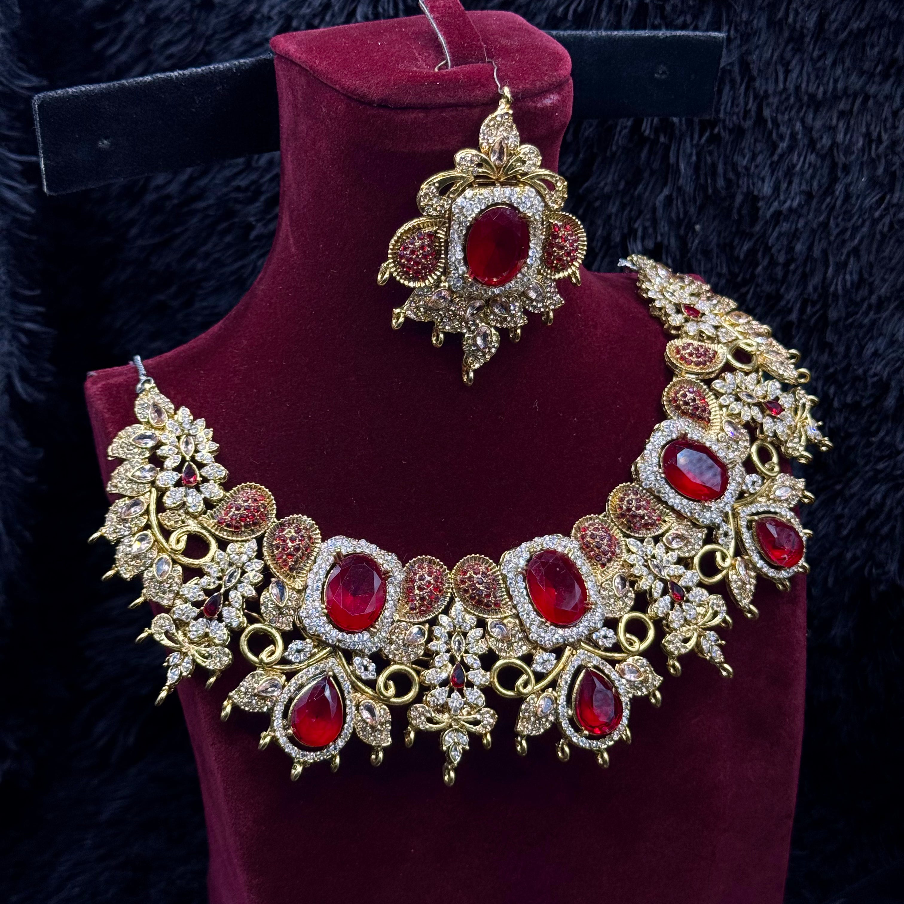 Stunning Bridal Fancy Set