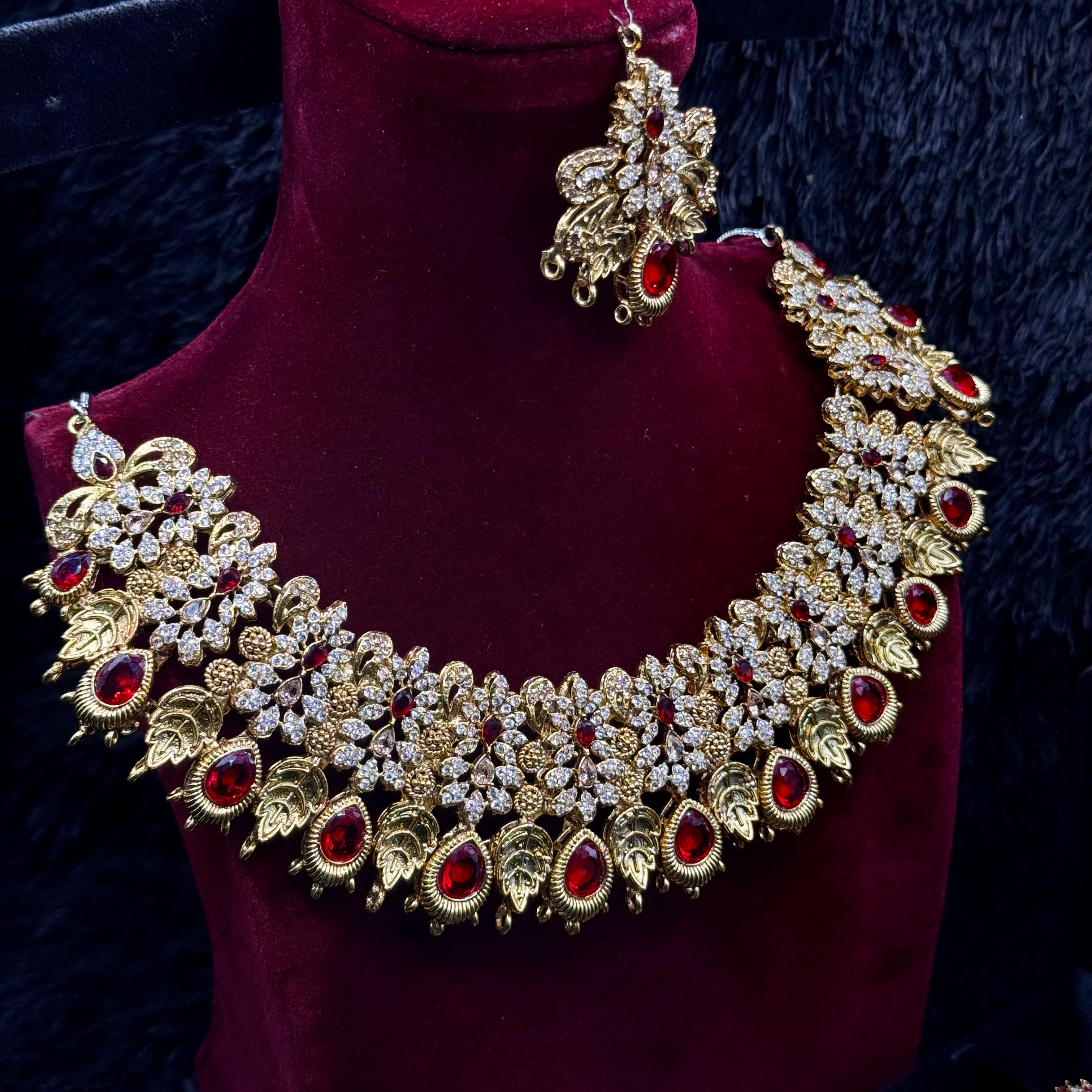 Gorgeous Bridal Fancy Set