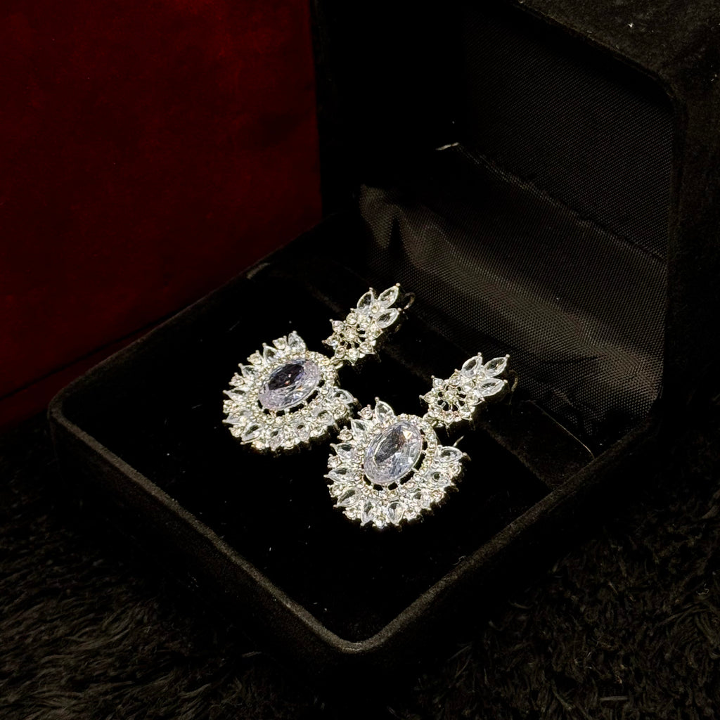Elegant Silver Fancy Set