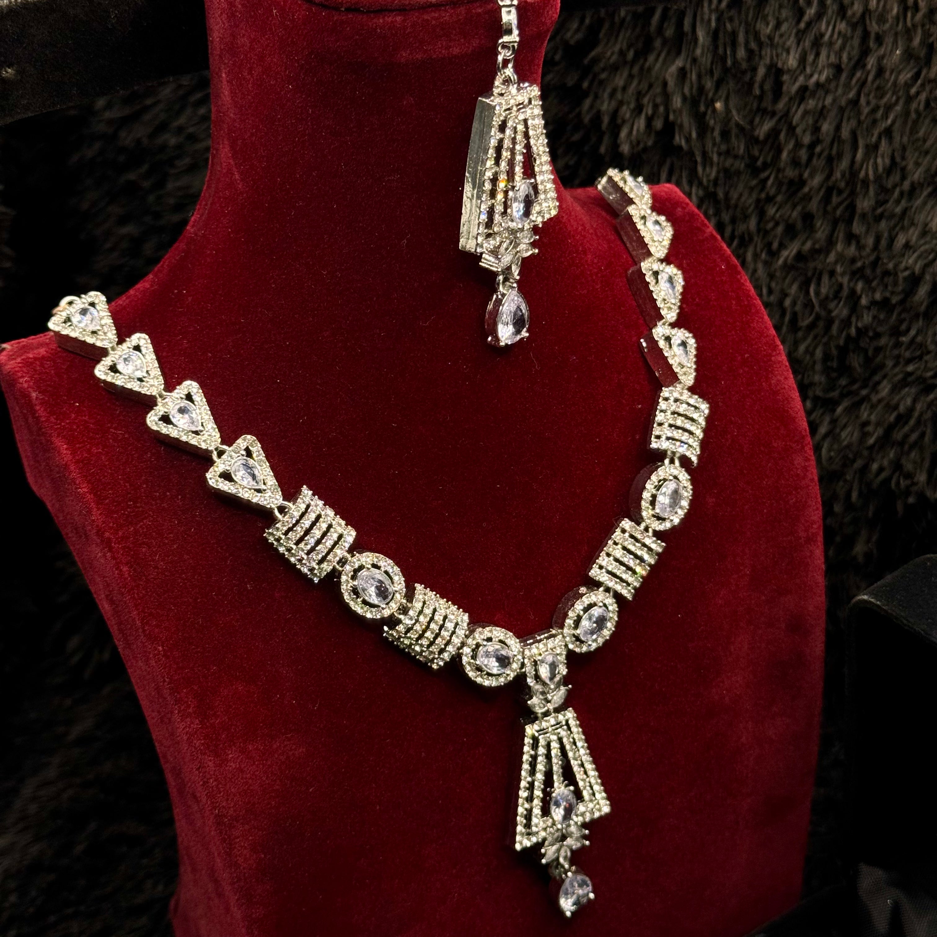 Elegant Silver Necklace Set