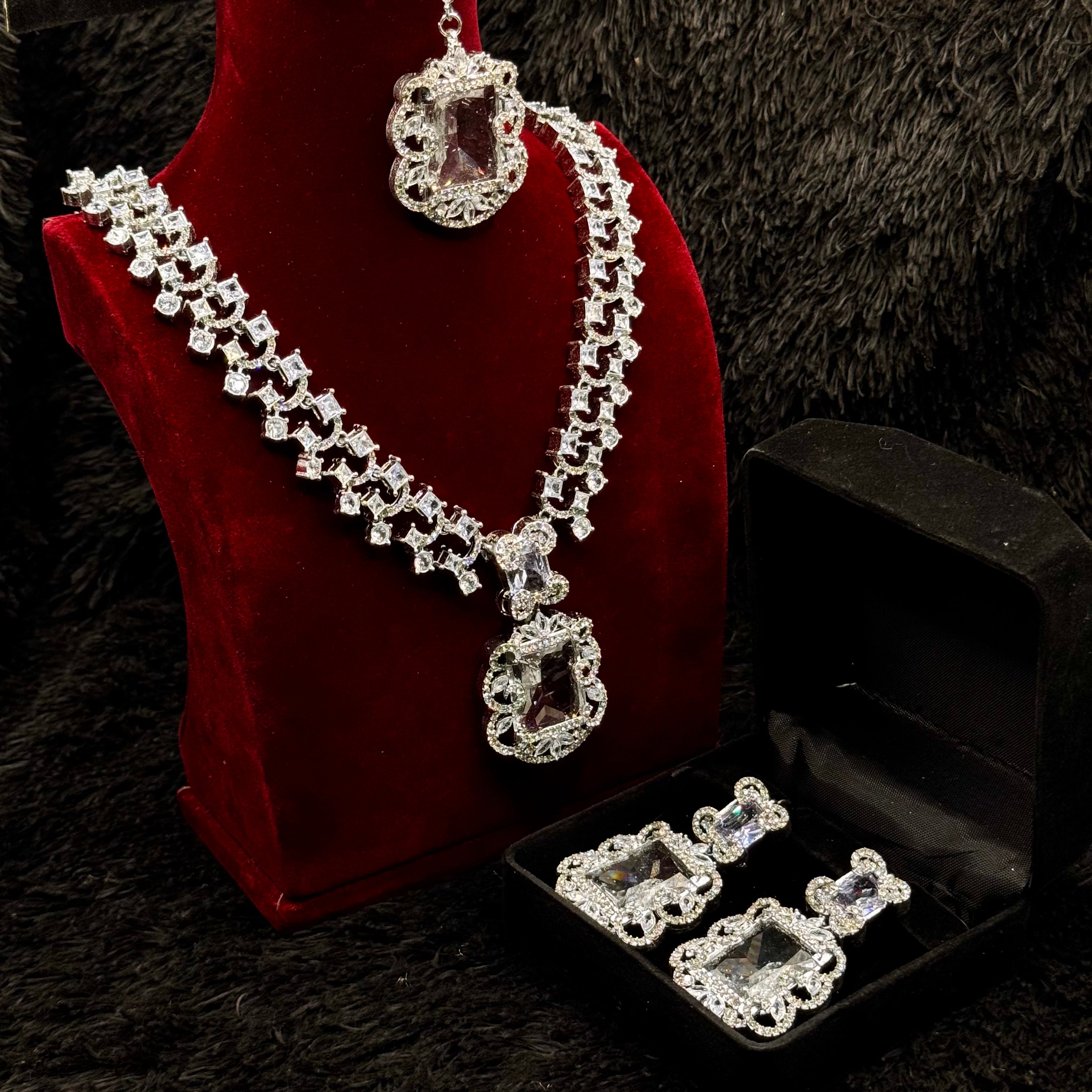 Elegant Silver Fancy Mala Set