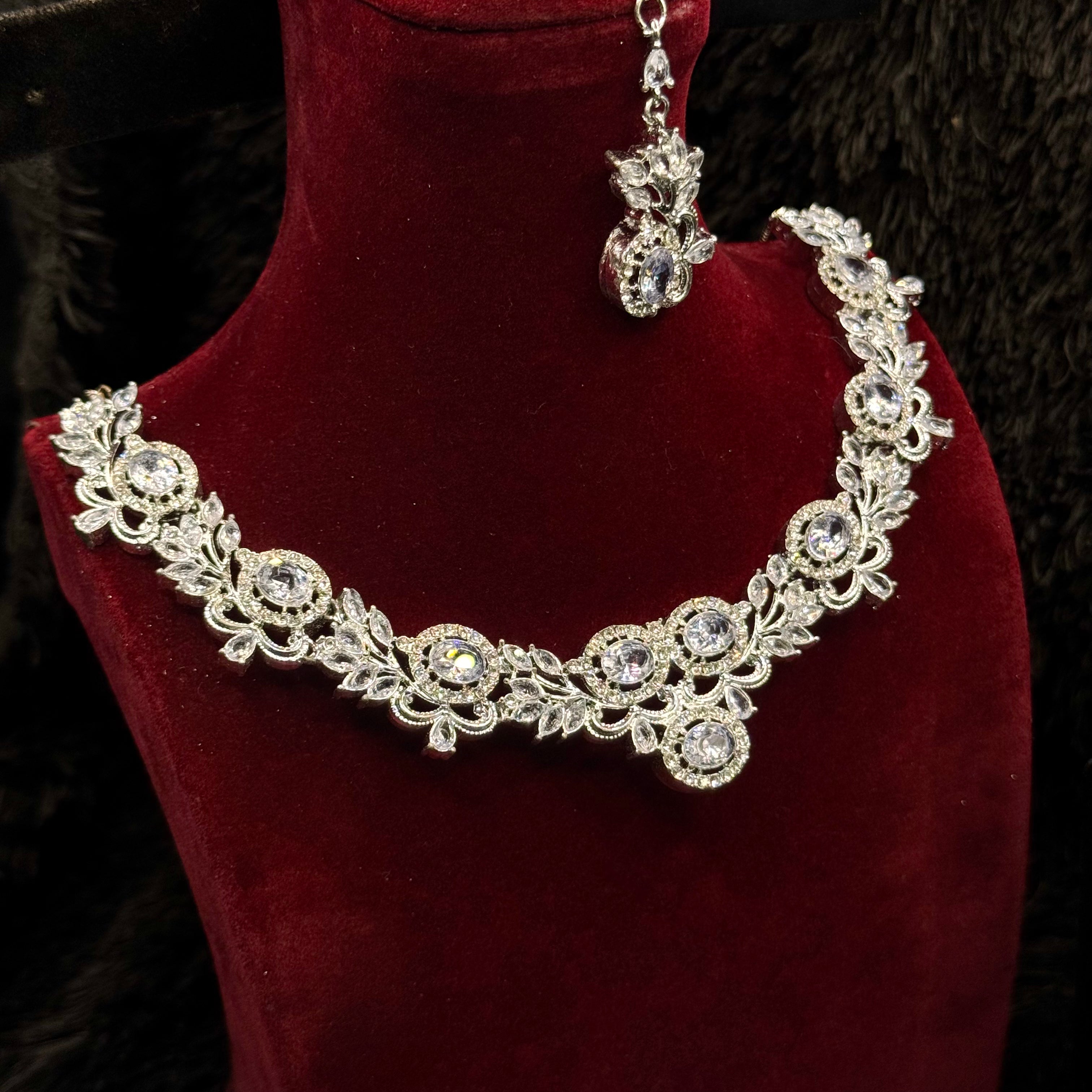 Classic Silver Necklace Set