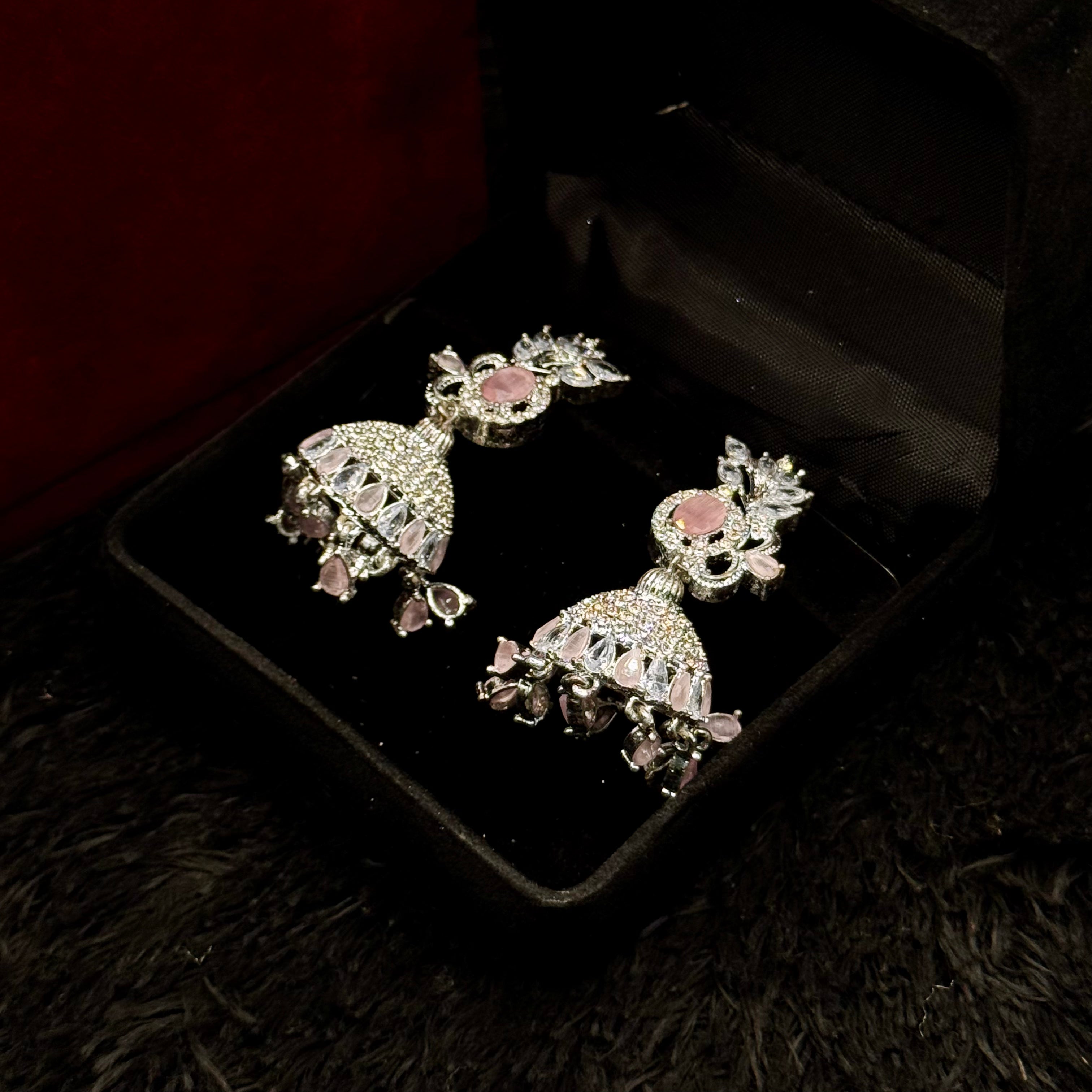 Stylish Silver Necklace Set