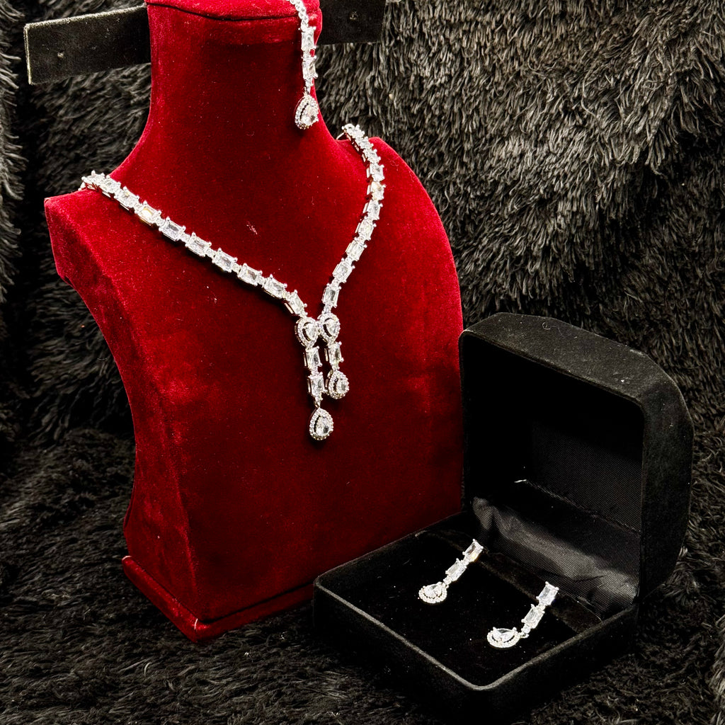 Stunning Indian Zircon Jewelry Set
