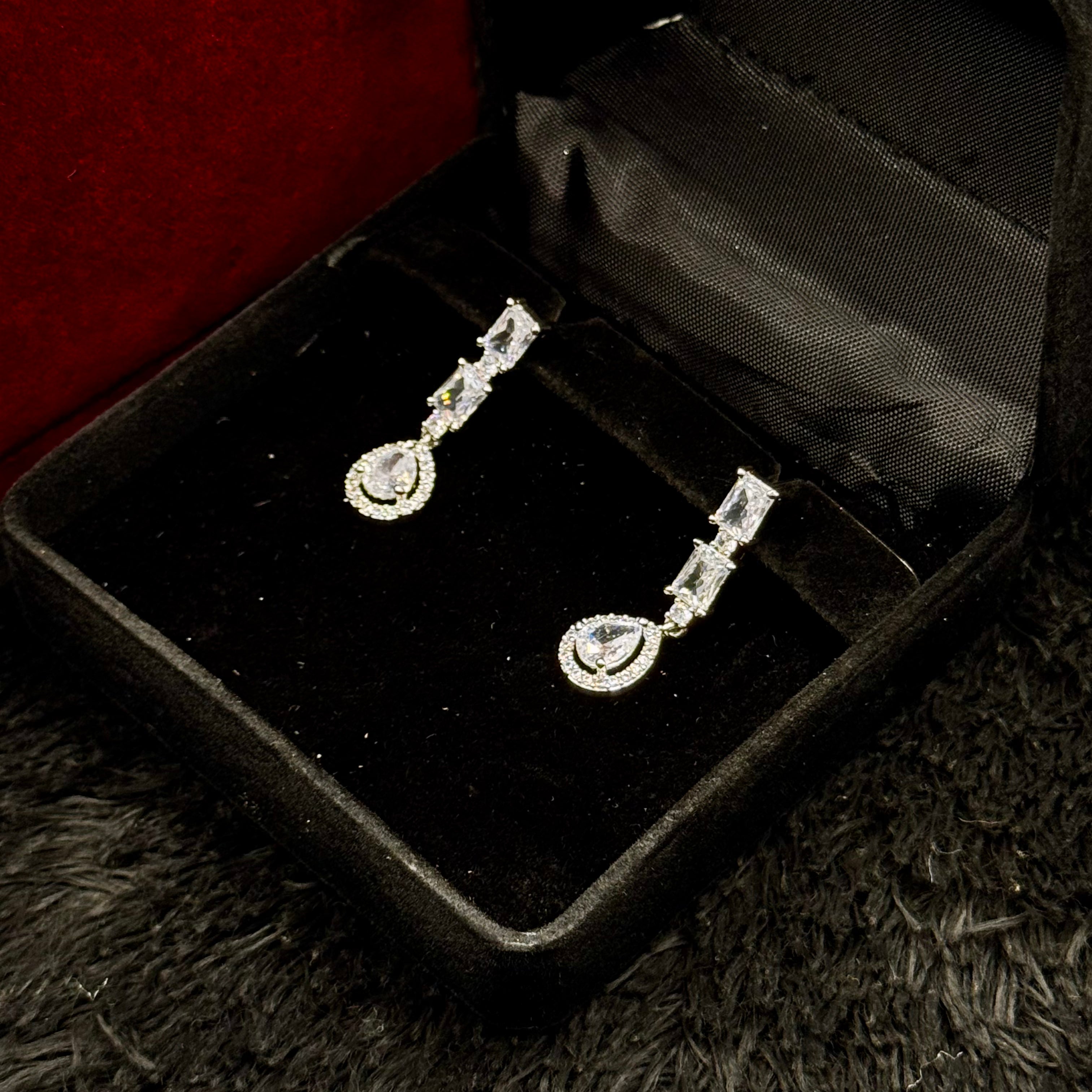 Stunning Indian Zircon Jewelry Set