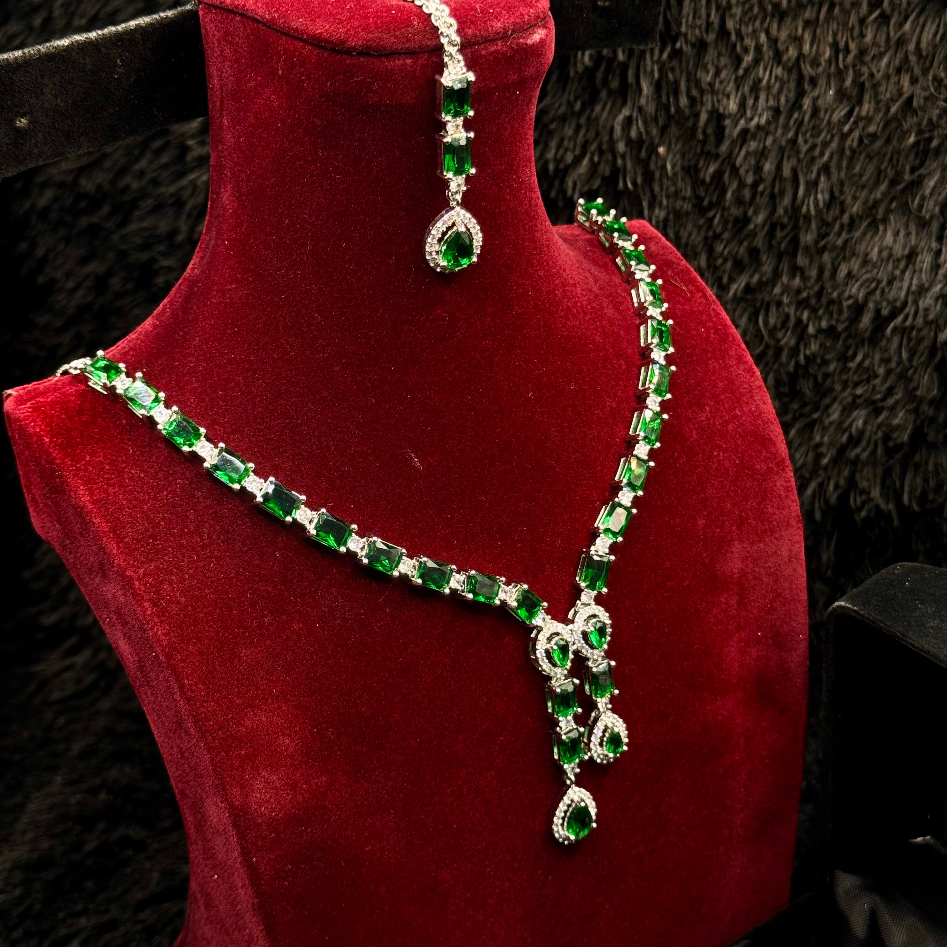 Indian Zircon Jewelry Set (Green)