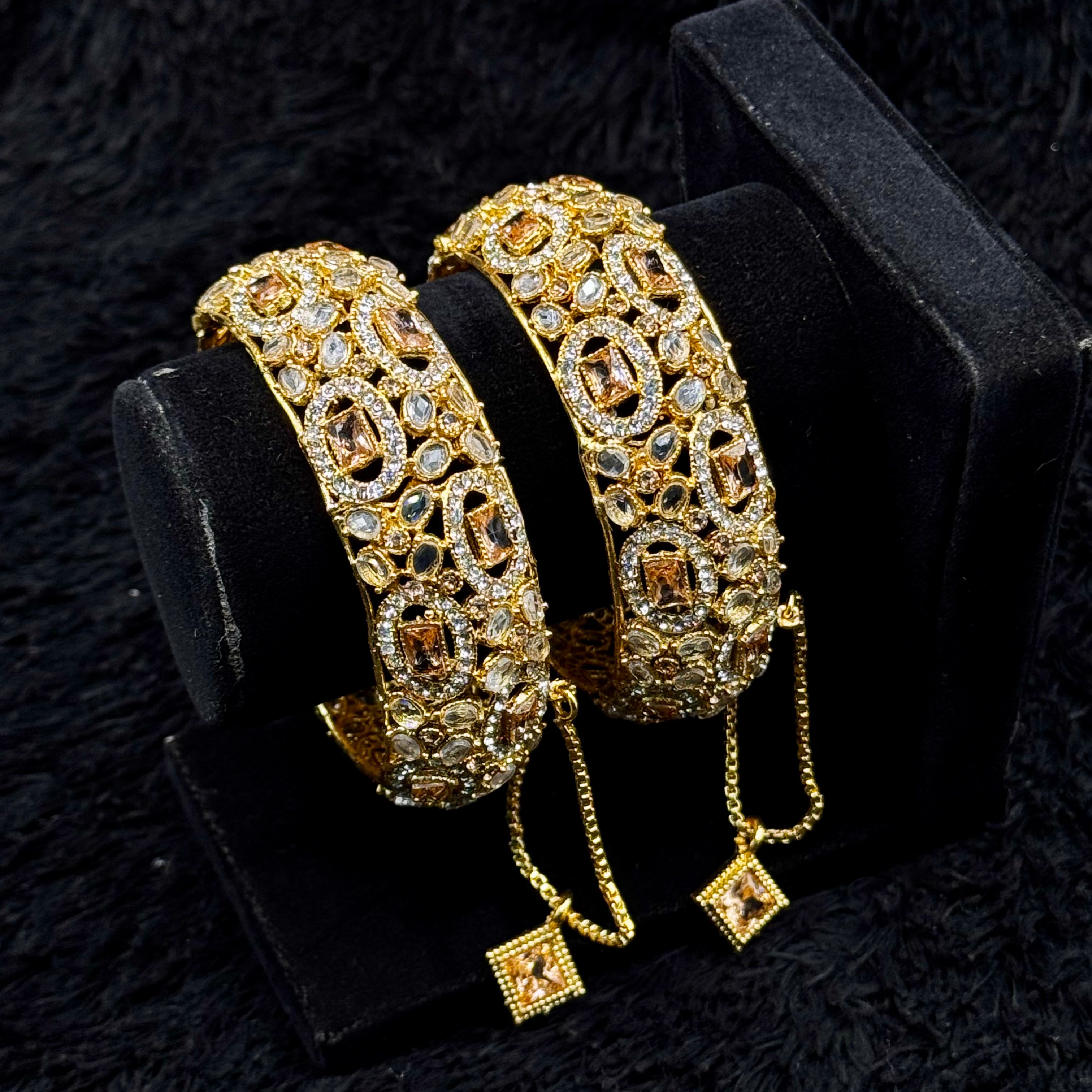 Elegant Zircon Cubic Openable Bangles