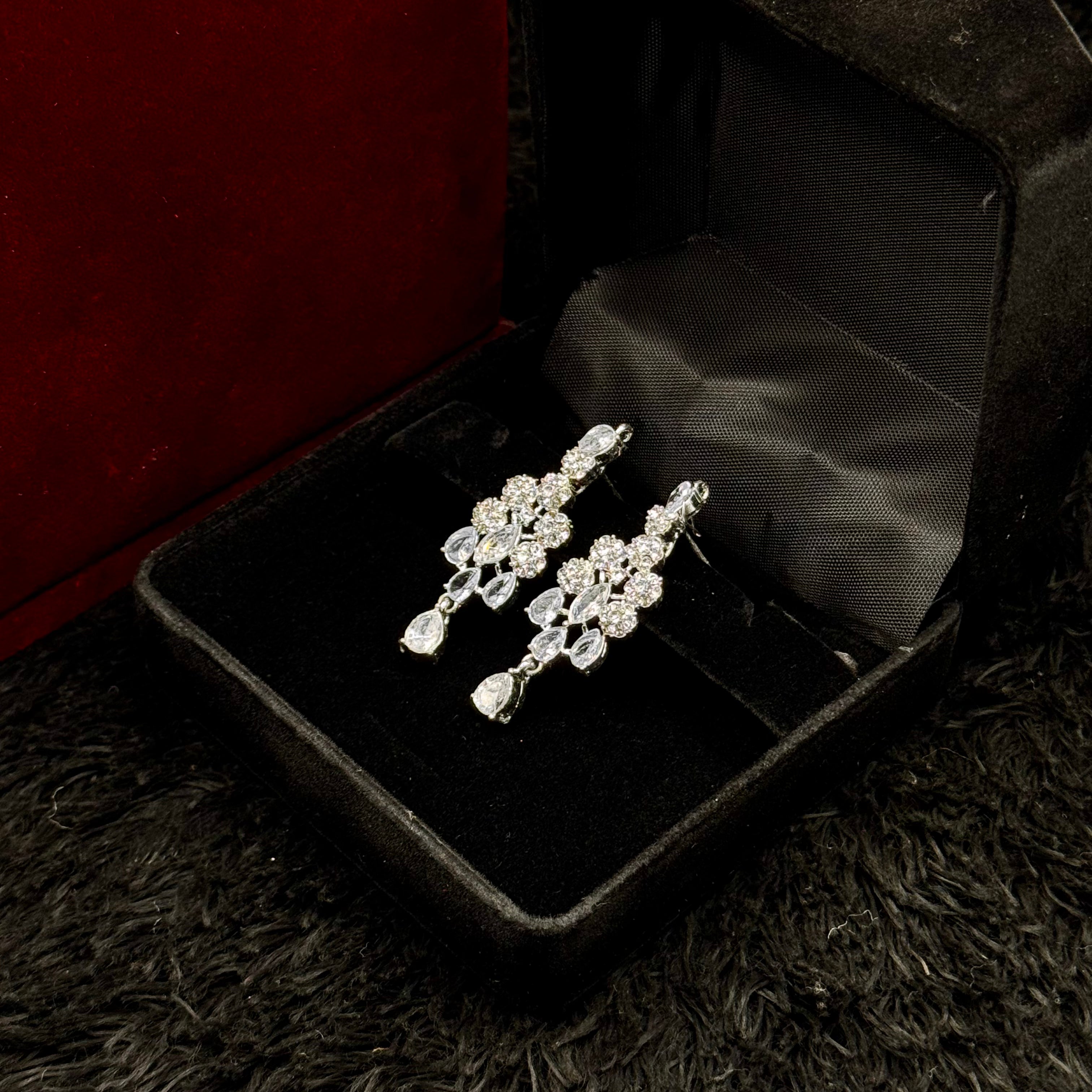 Elegant Zircon Style Jewelry Set