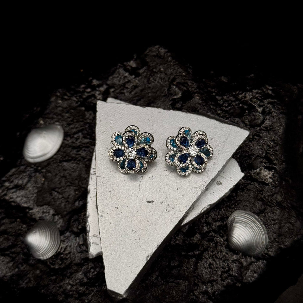 Stylish Silver Necklace Set